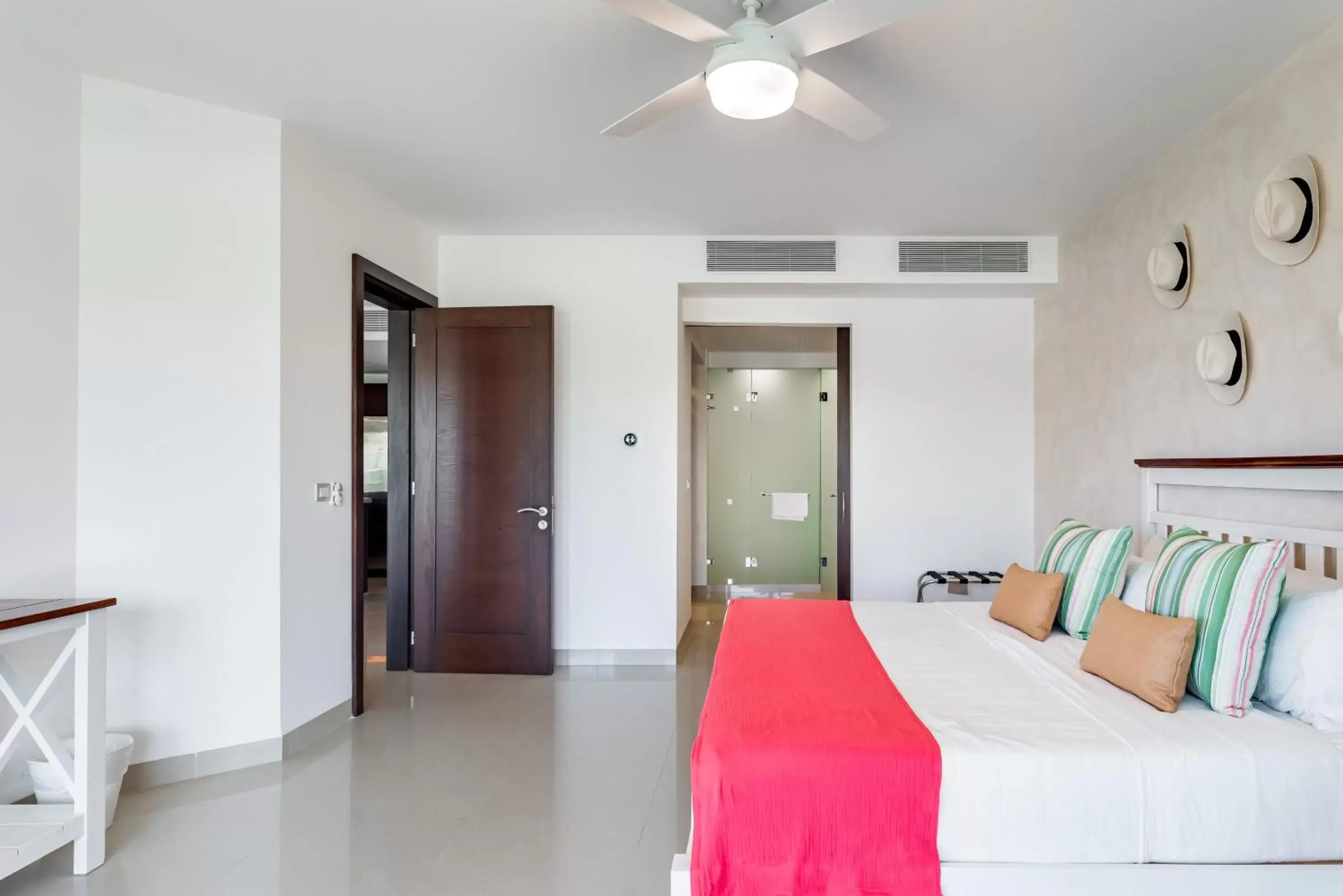 Bed in Mareazul Beach Front Condos At playa del Carmen