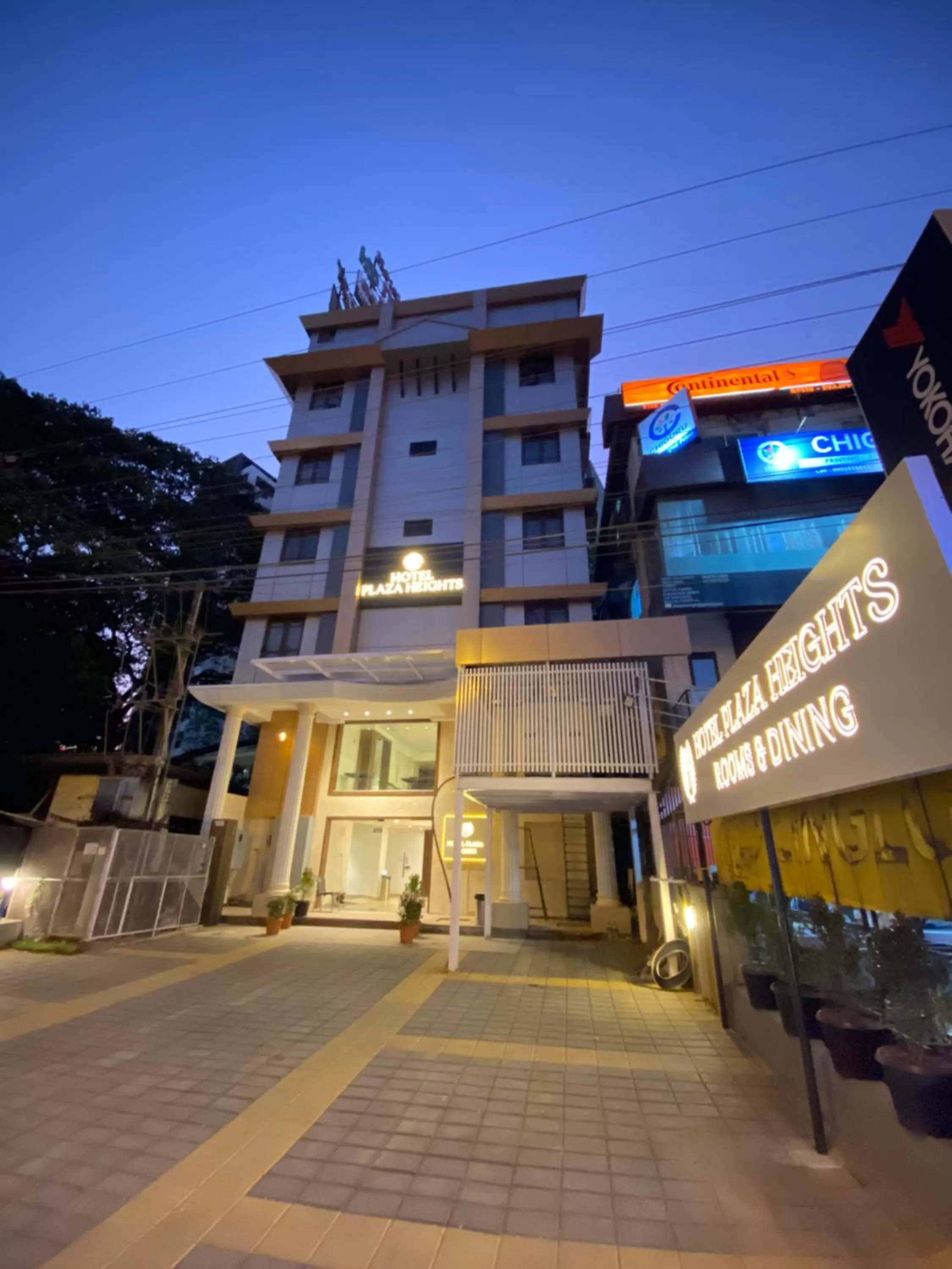 Property building in Hotel Plaza Heights by RAK Rooms, Mangaluru
