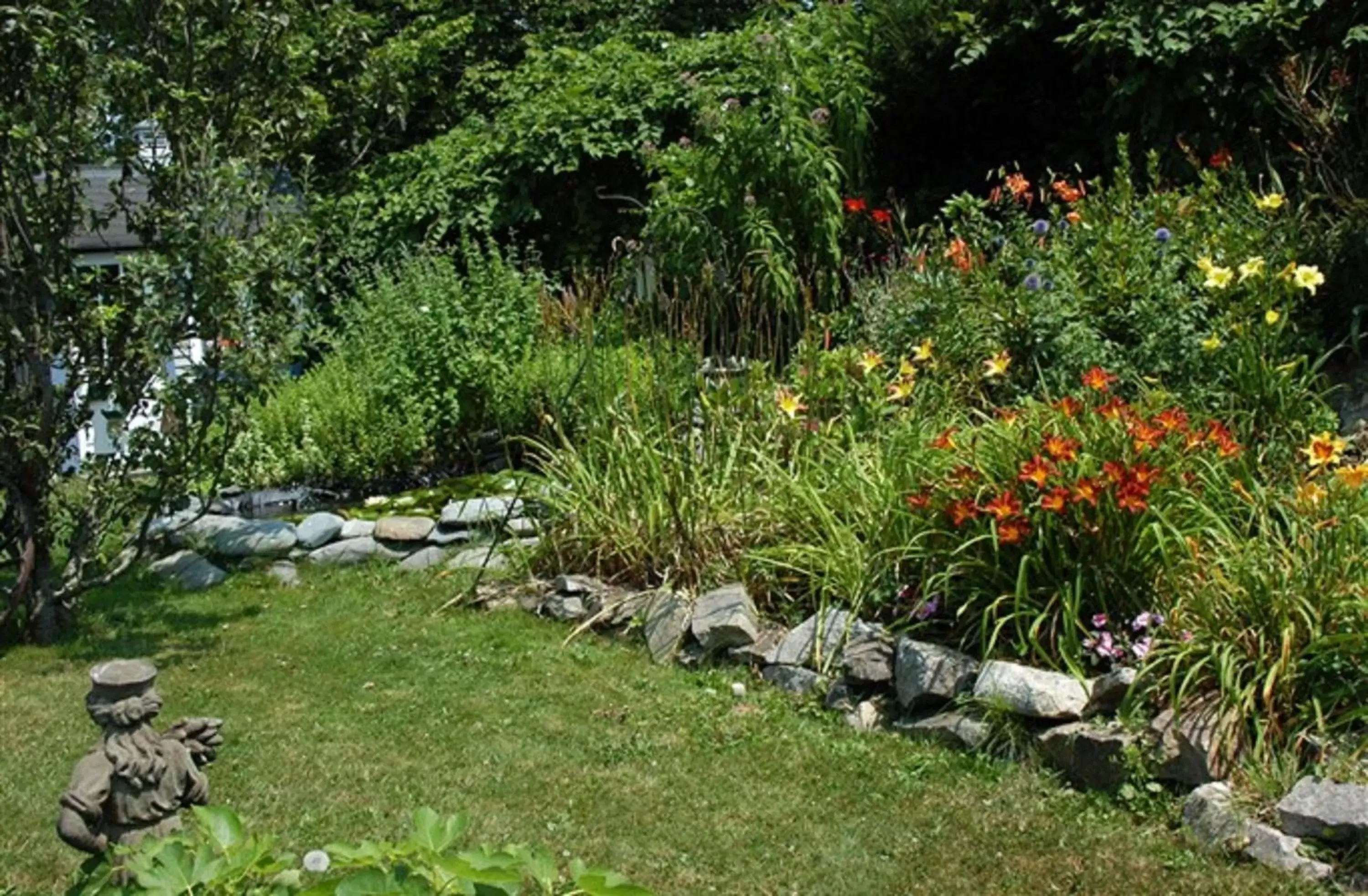 Property building, Garden in Gardenview Bed and Breakfast