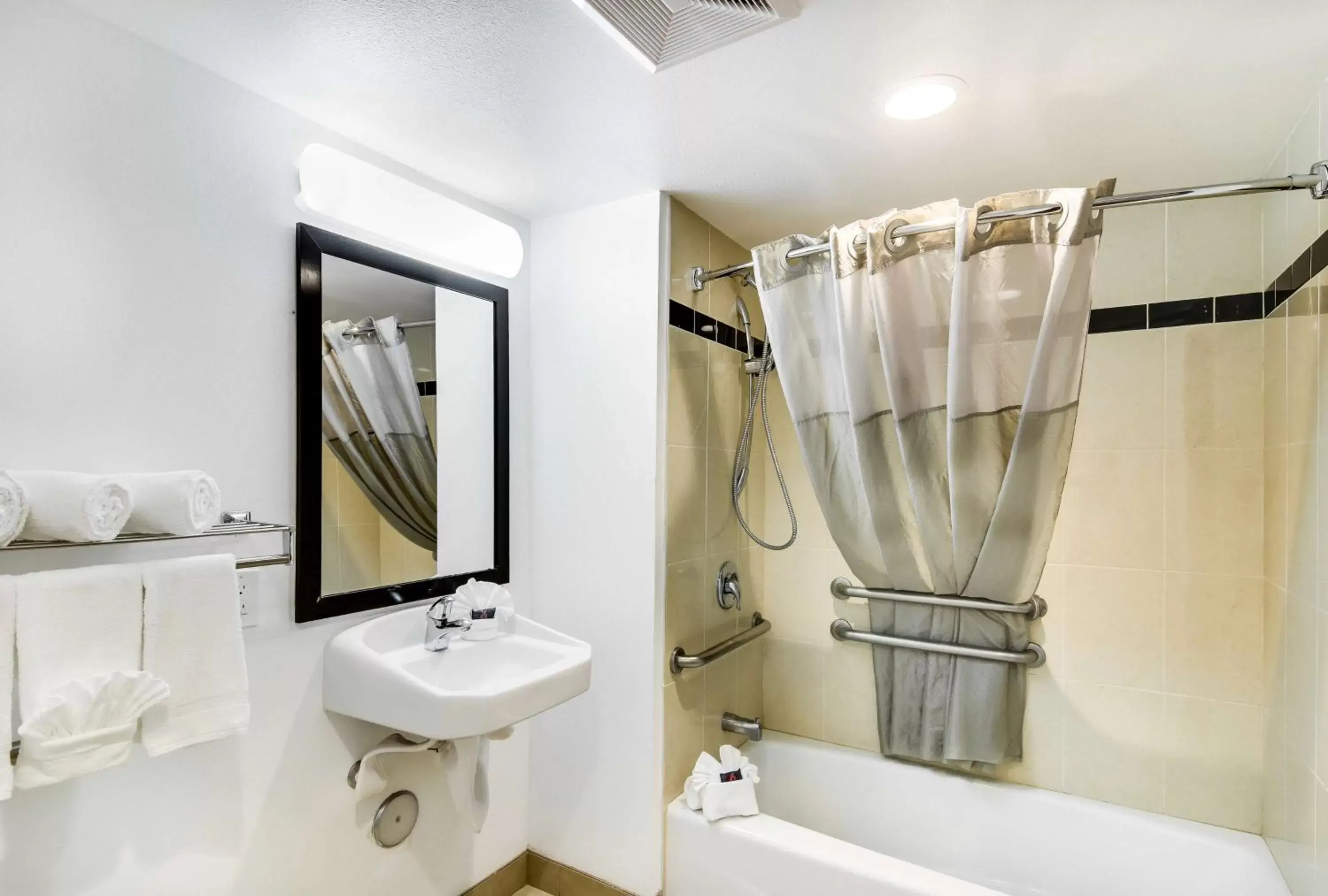 Shower, Bathroom in Motel 6-Carson, CA