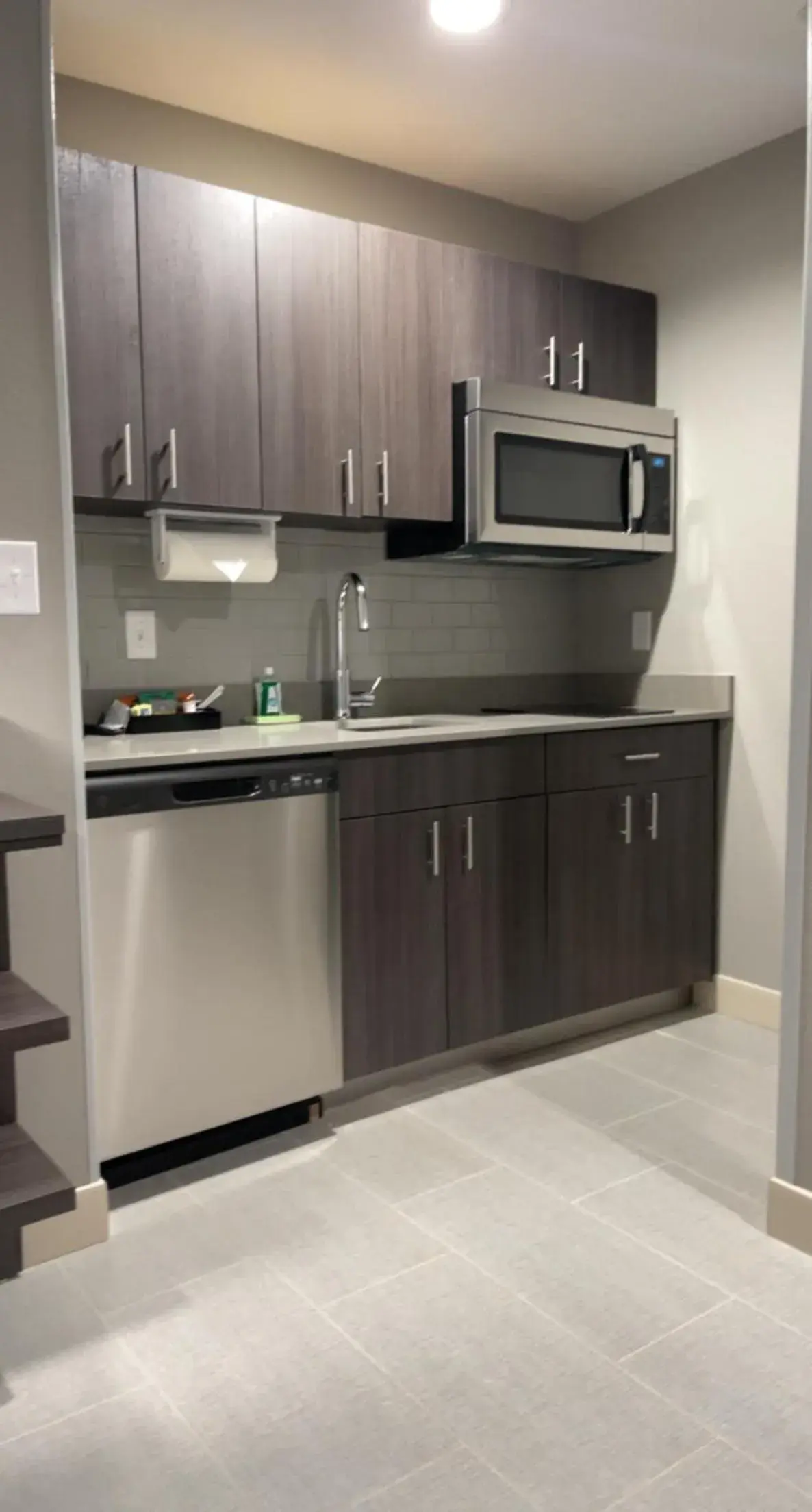 Kitchen/Kitchenette in Homewood Suites By Hilton Oklahoma City Quail Springs
