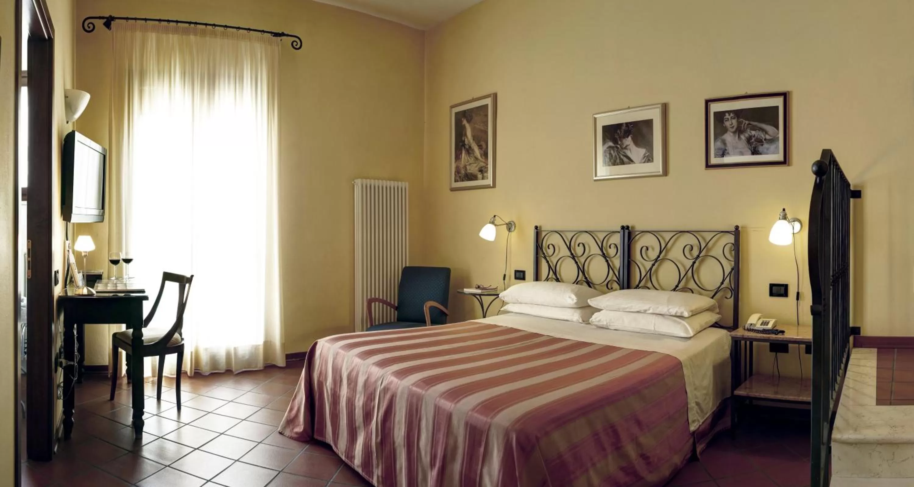 Bedroom, Bed in Hotel De Prati