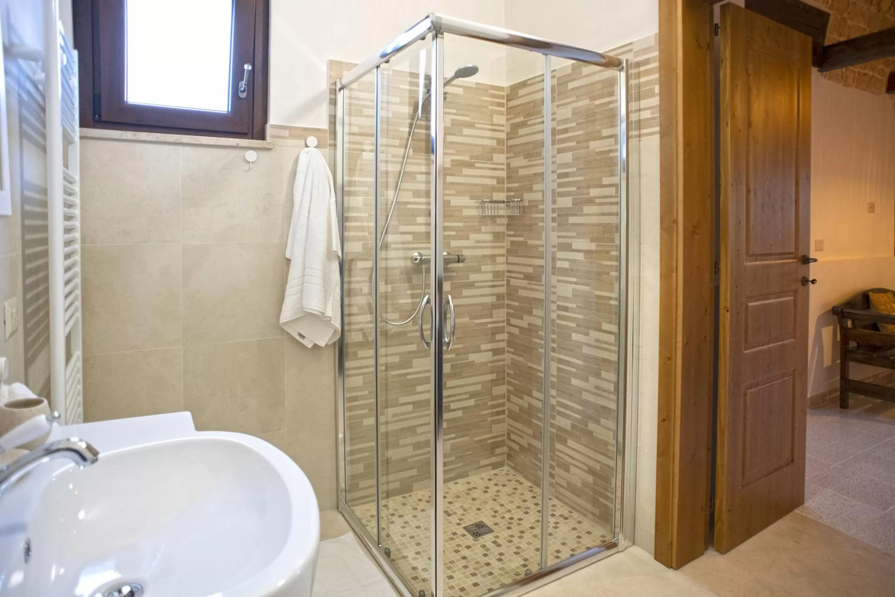 Shower in B&B Il Brigante