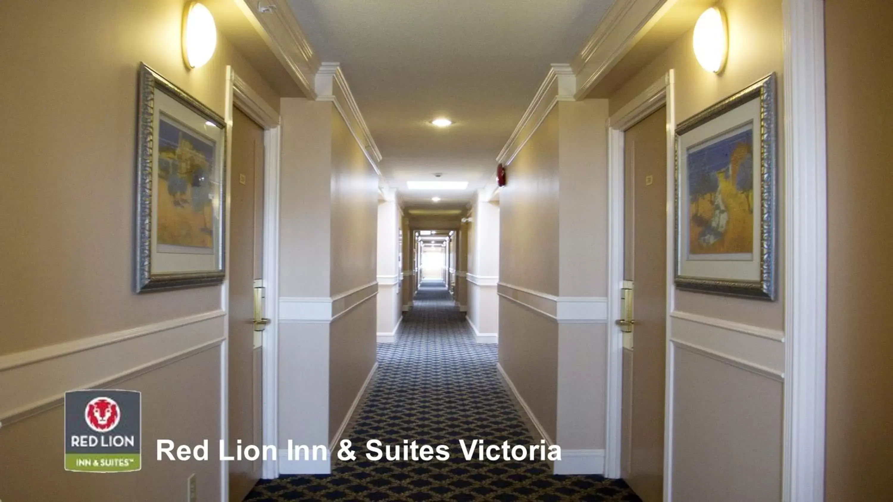 Decorative detail in Red Lion Inn and Suites Victoria