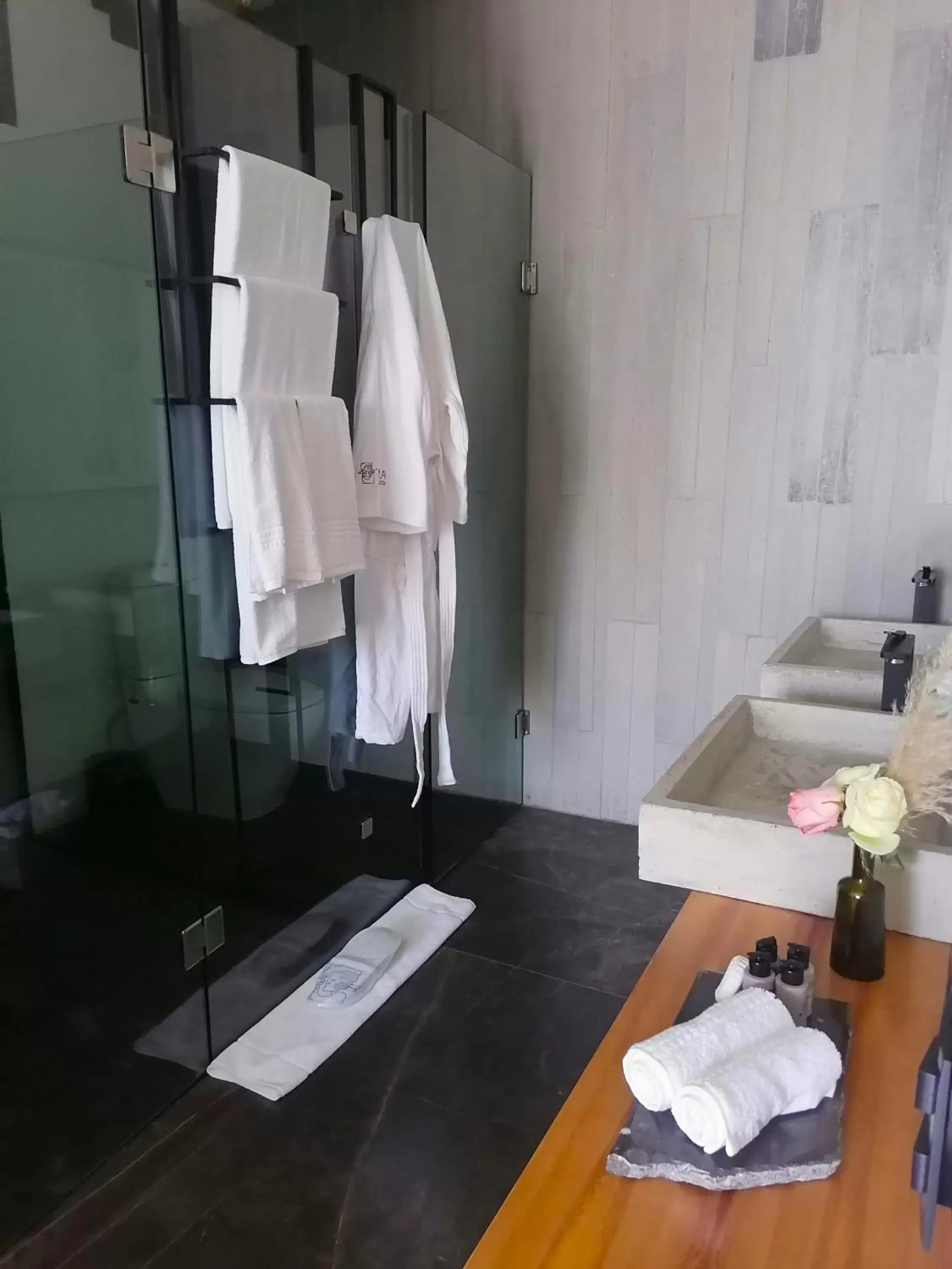 Bathroom in Hotel Tila