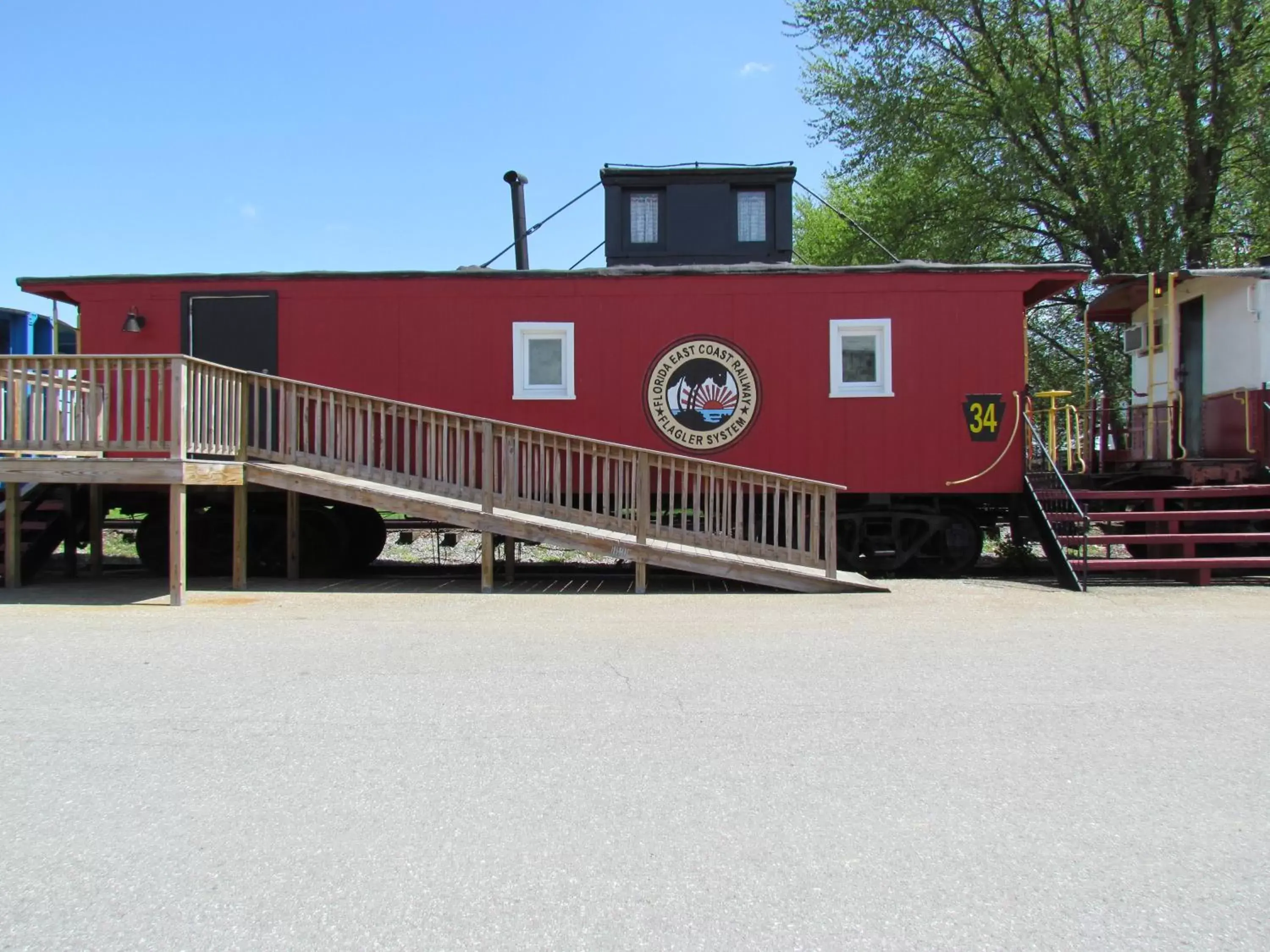 Facade/entrance, Property Building in Red Caboose Motel & Restaurant