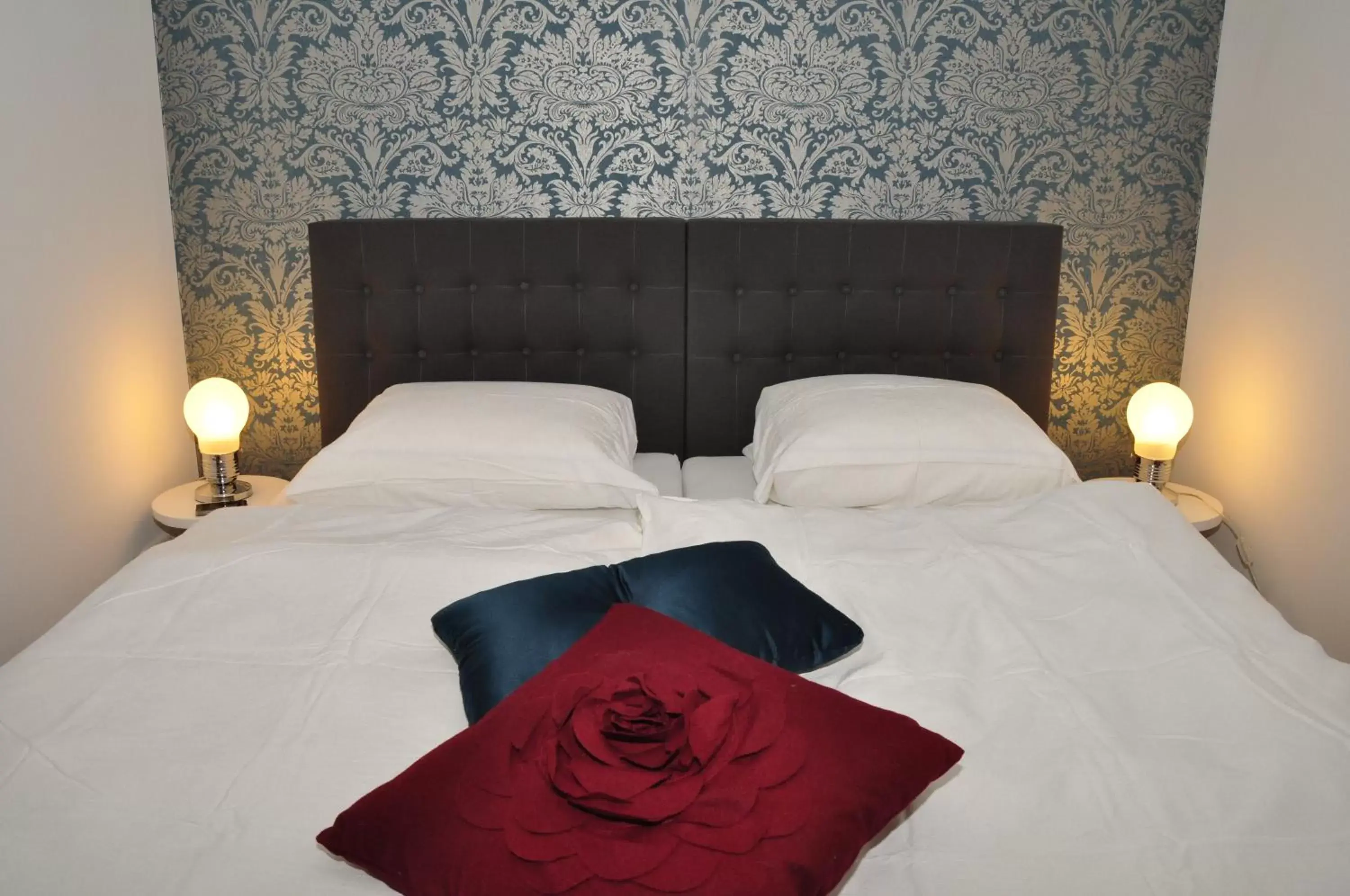 Studio / Familienzimmer - single occupancy in Six! Eat Work Sleep Studio / Familienzimmer - single occupancy in Six! Eat Work Sleep