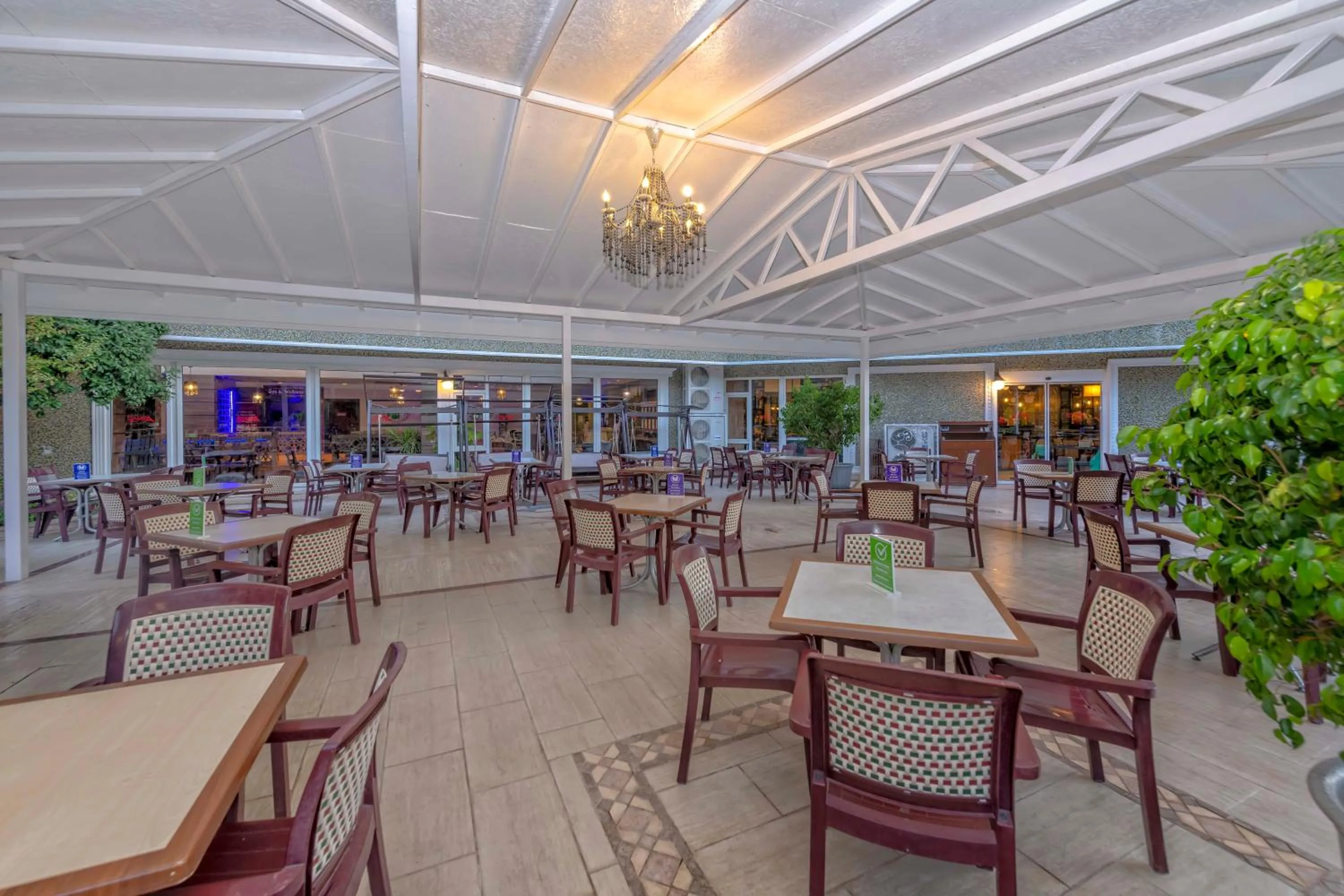 Patio in Armas Kaplan Paradise