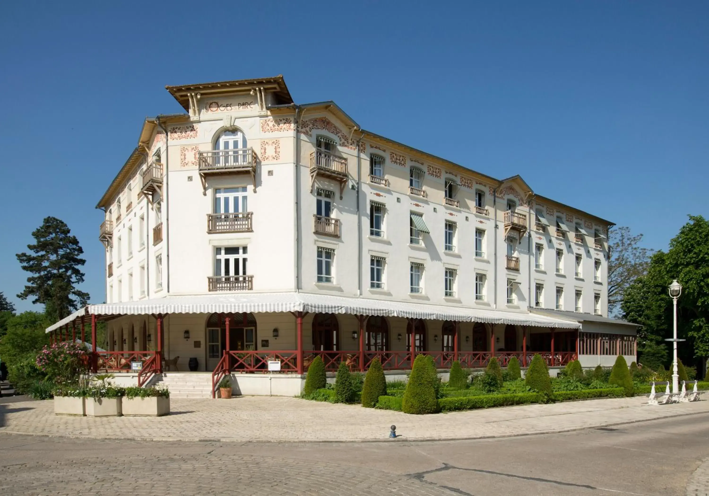 Property Building in Logis Les Loges du Parc