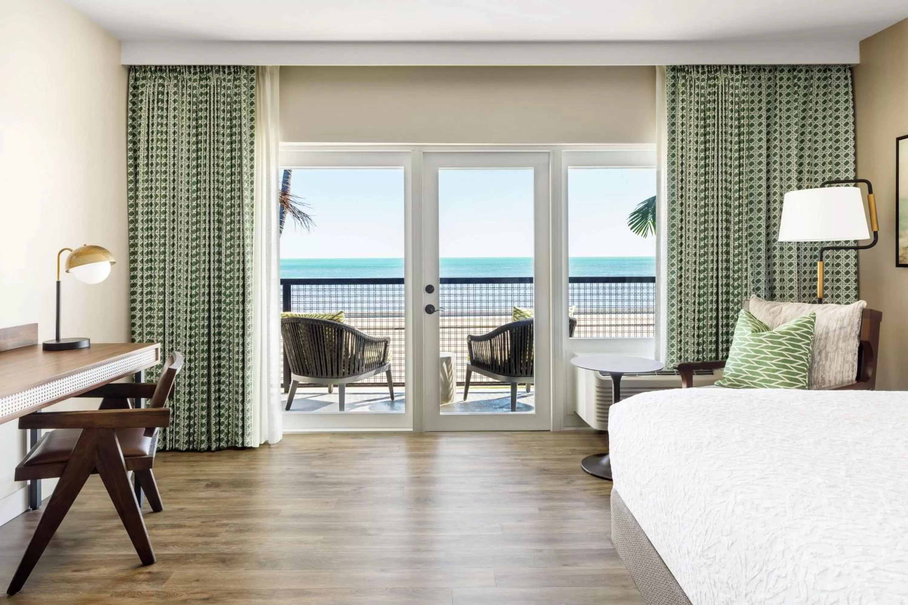 Living room, Bed in Hampton Inn Key West FL