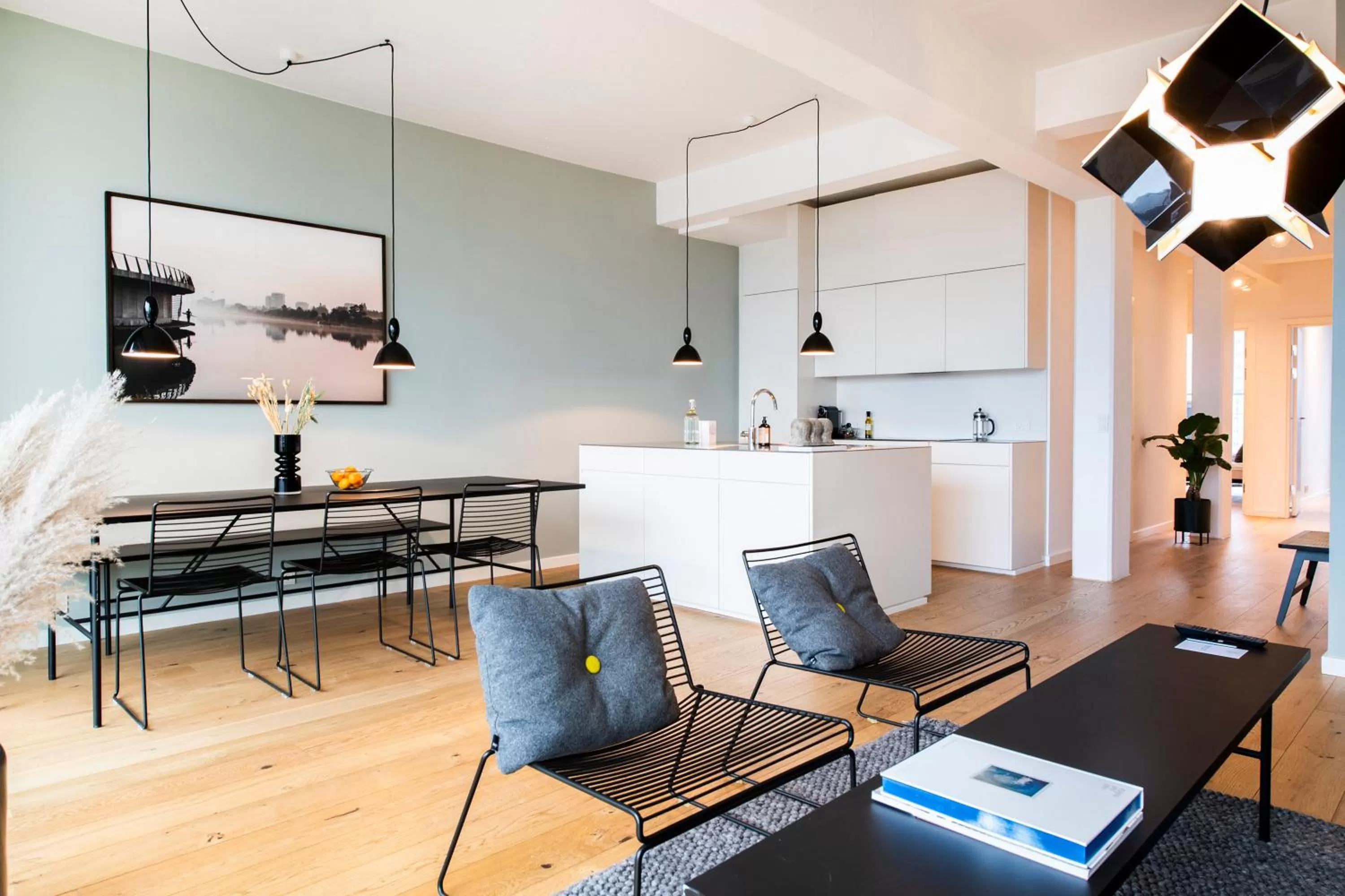 Kitchen or kitchenette, Kitchen/Kitchenette in By The Pier apartments - Into This Place