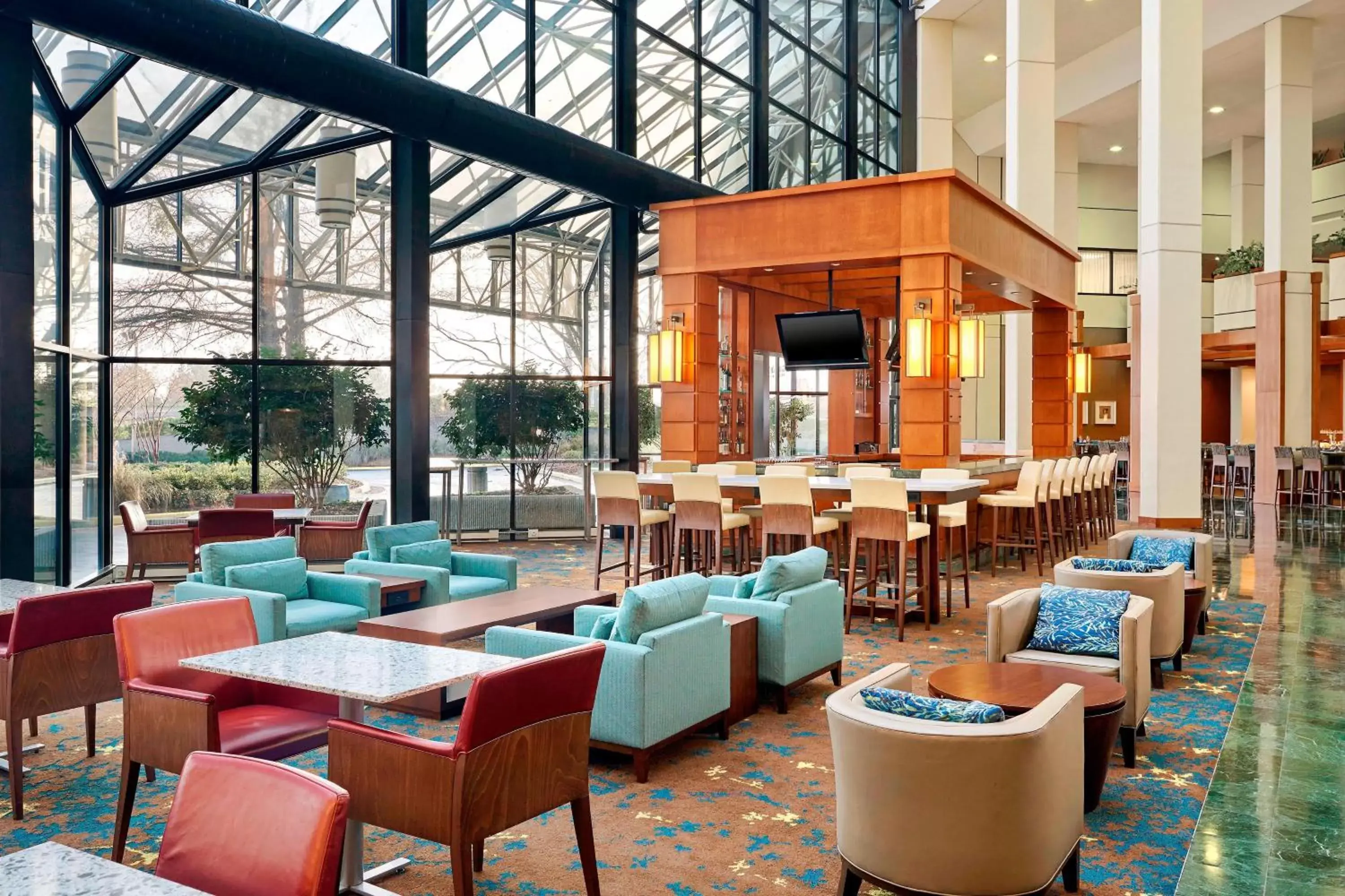 Lobby or reception, Restaurant/Places to Eat in The Westin Atlanta Airport