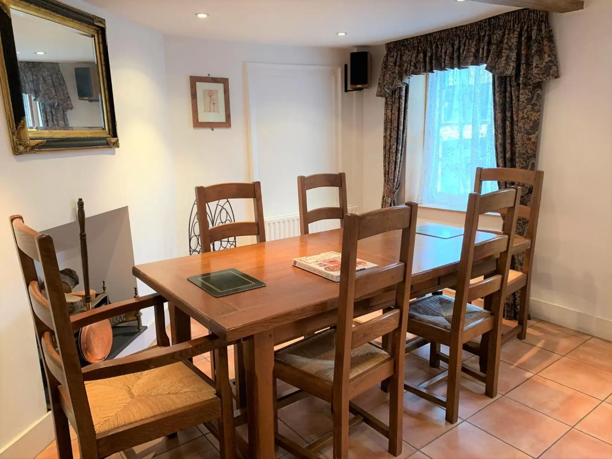 Dining Area in Warren Lodge