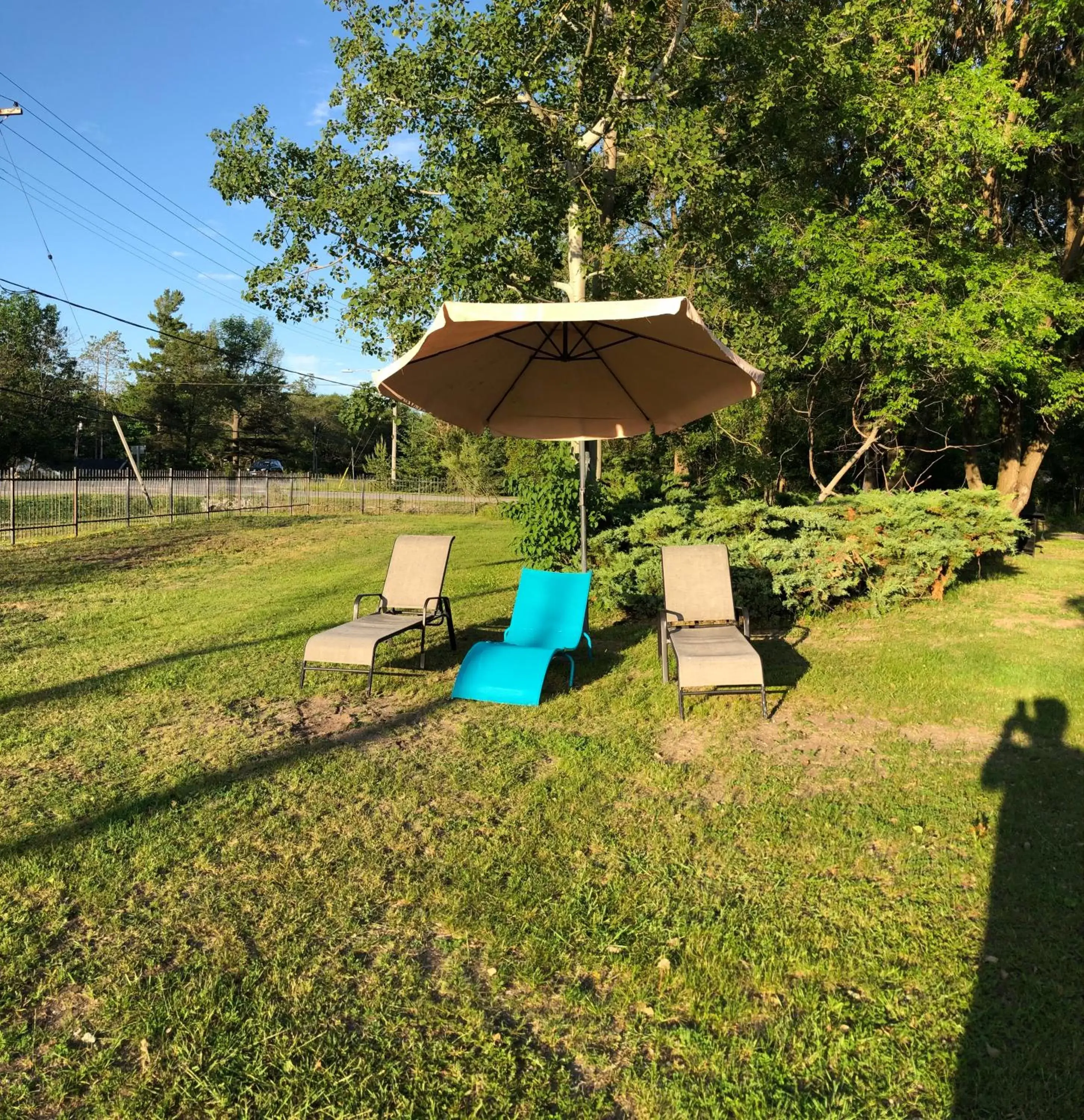 Garden in Wasaga Motel Inn