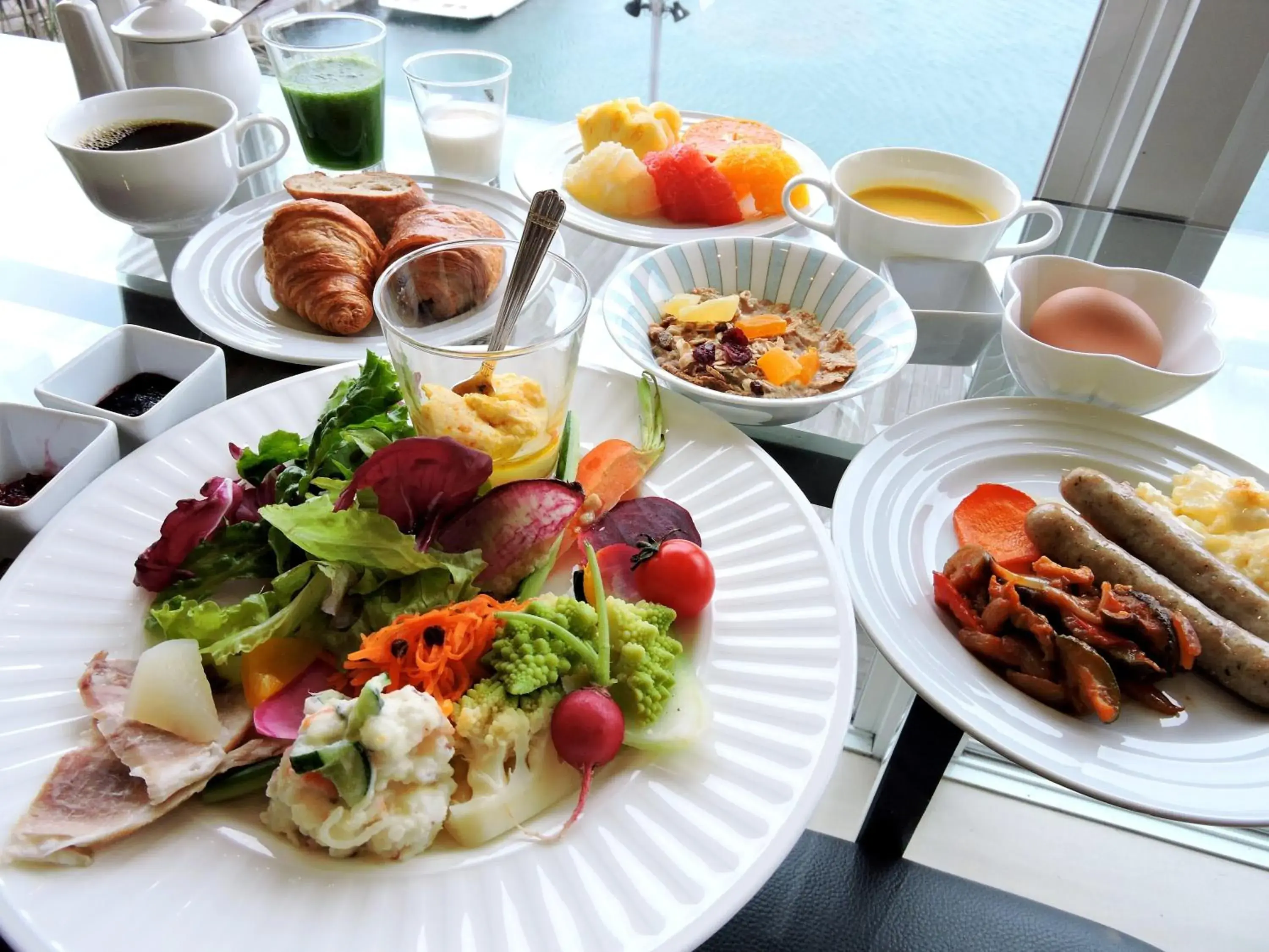 Restaurant/places to eat in Hotel Marinoa Resort Fukuoka