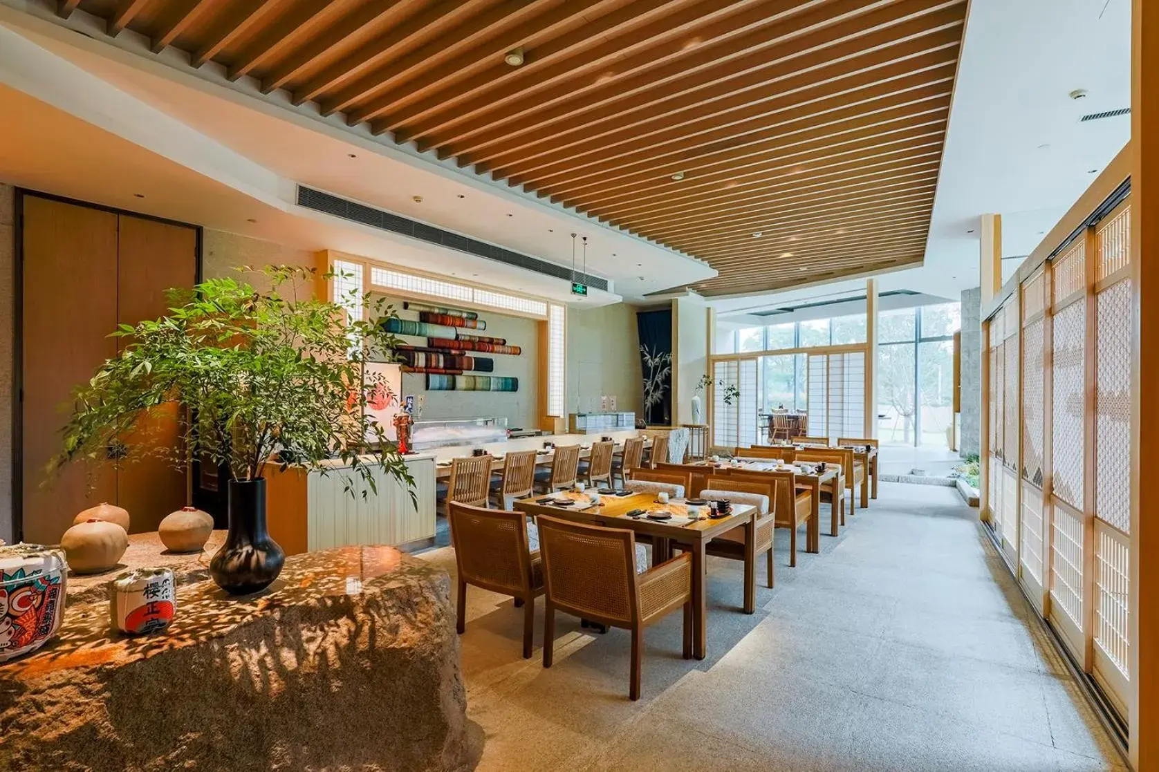 Restaurant/Places to Eat in Pan Pacific Ningbo