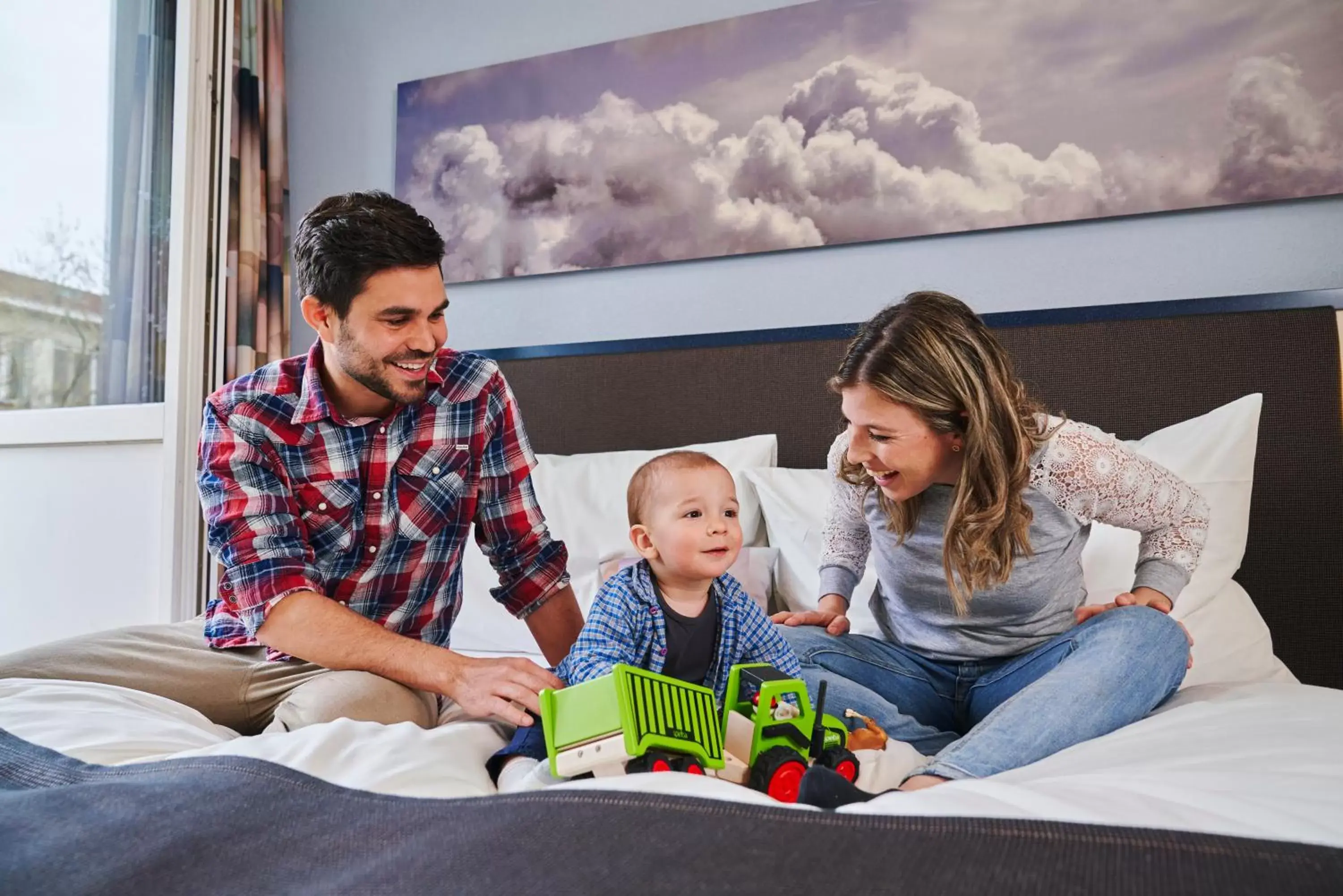 Bedroom, Family in Hotel Bristol Zurich