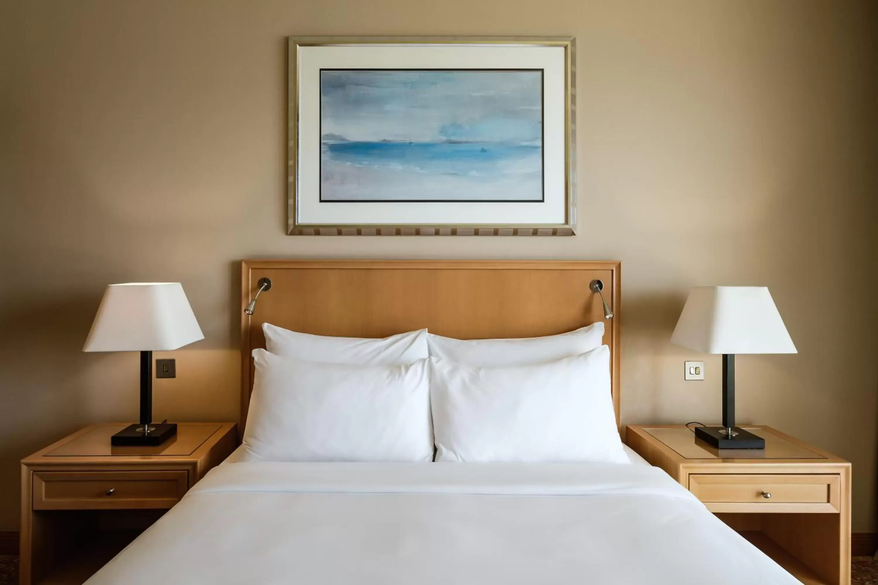 Bed in Radisson Blu Resort & Spa, Malta Golden Sands