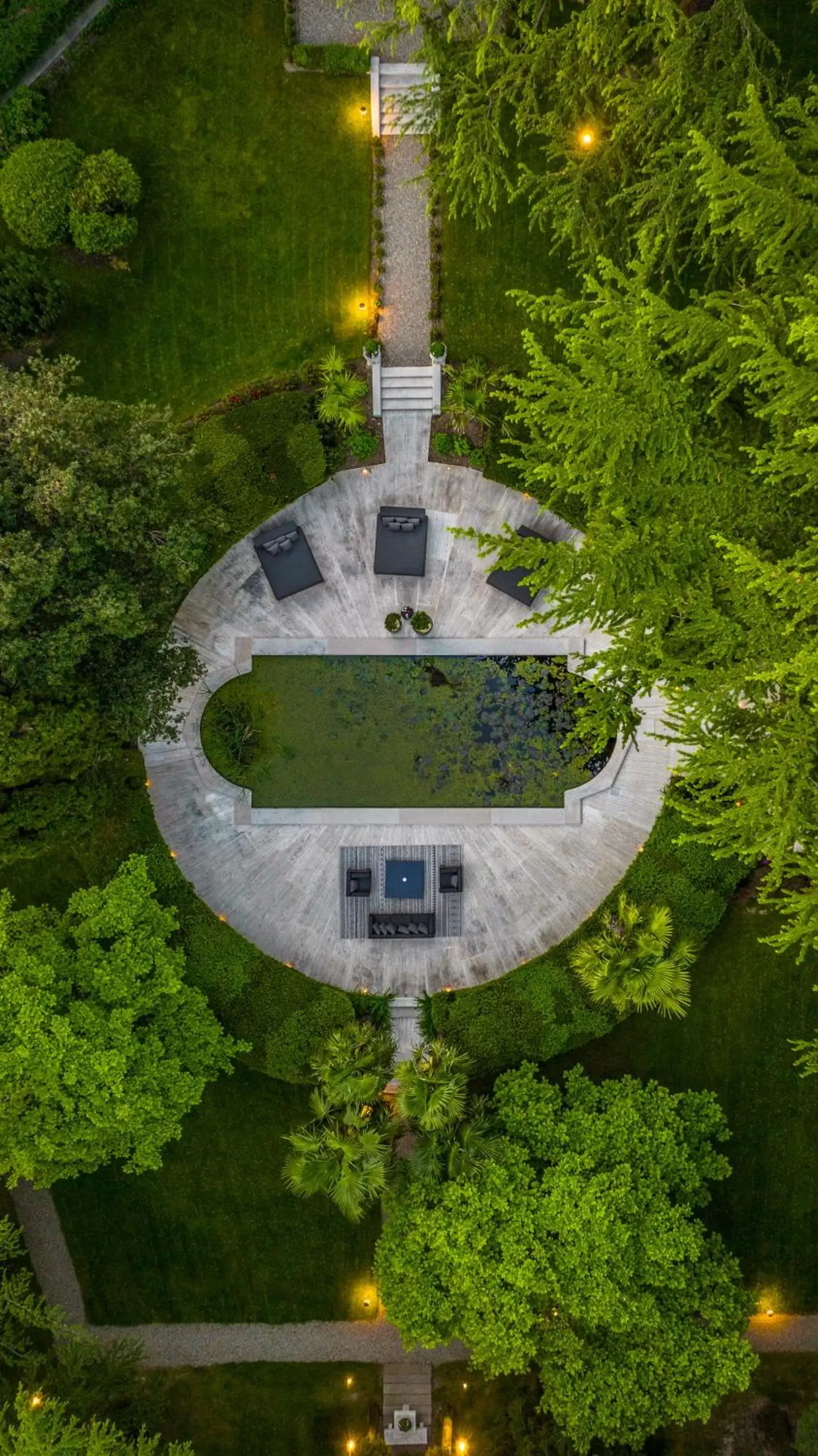 Property building, Bird's-eye View in Villa Eden a member of Leading Hotels of the World