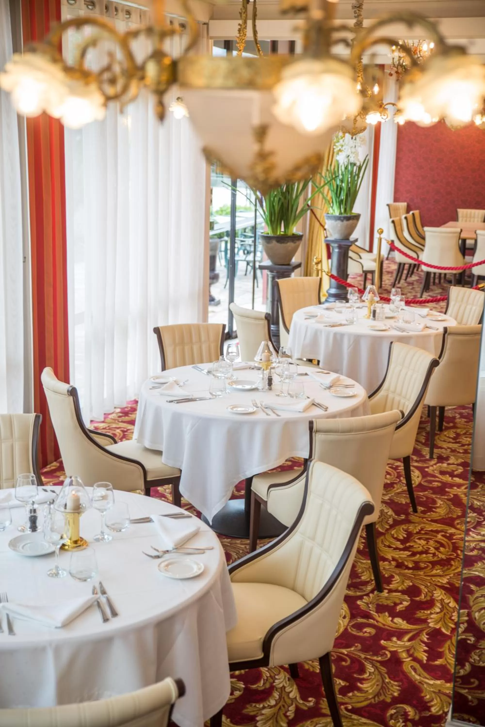 Restaurant/places to eat in Best Western Beauséjour