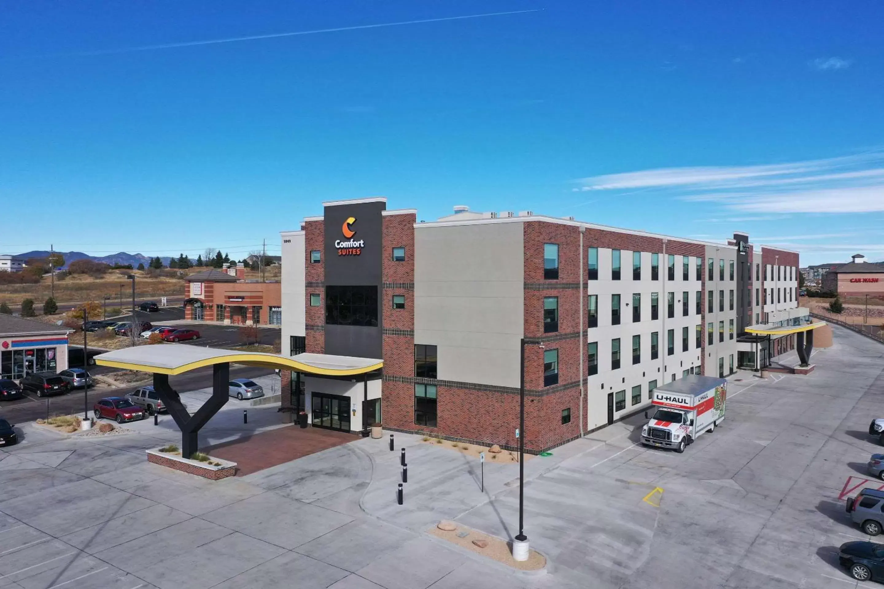Property building in Comfort Suites Colorado Springs East -Medical Center Area
