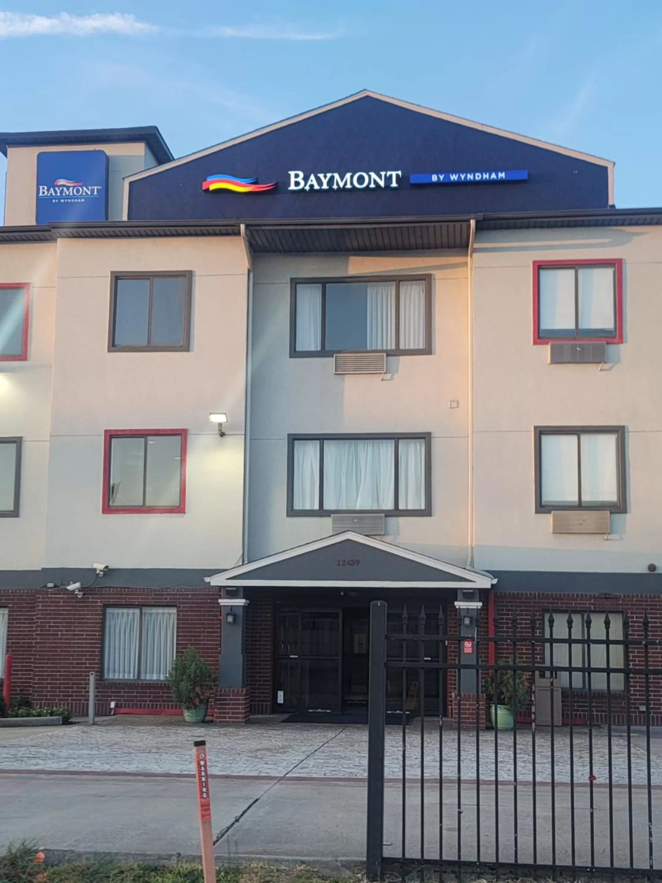 Property building in Baymont by Wyndham Houston Brookhollow