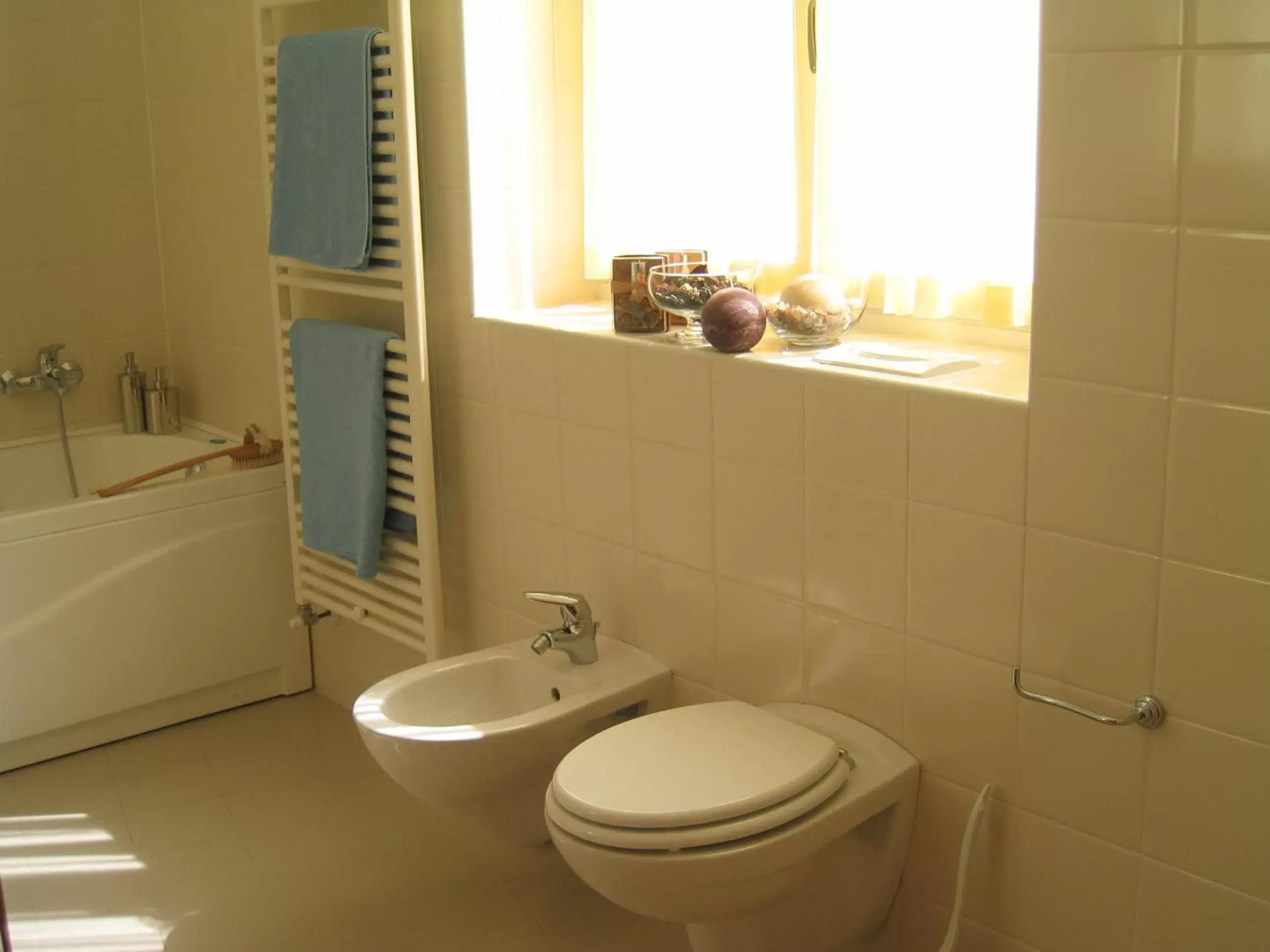 Bathroom in Hotel Valentino