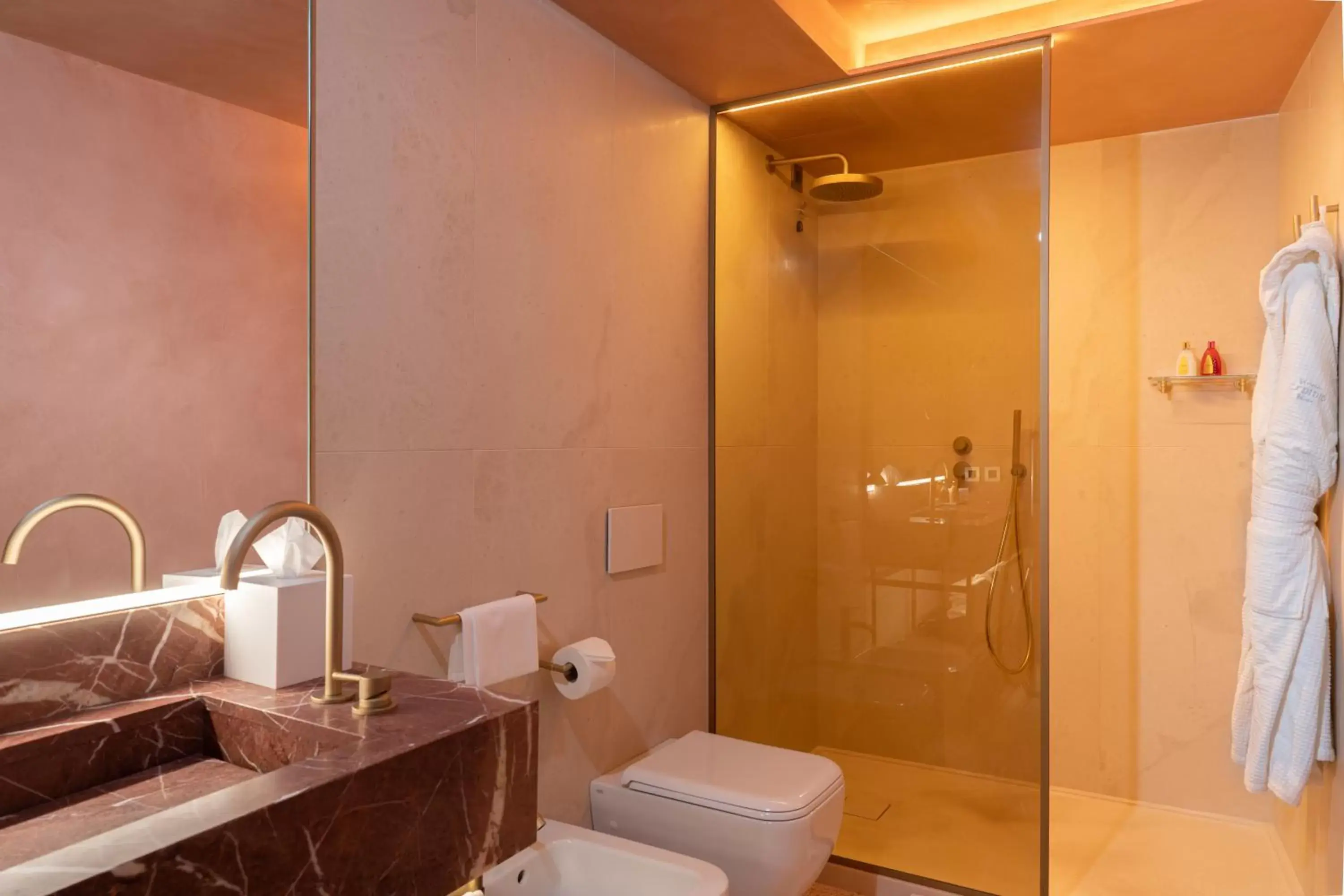 Bathroom in Ca'di Dio-Small Luxury Hotel