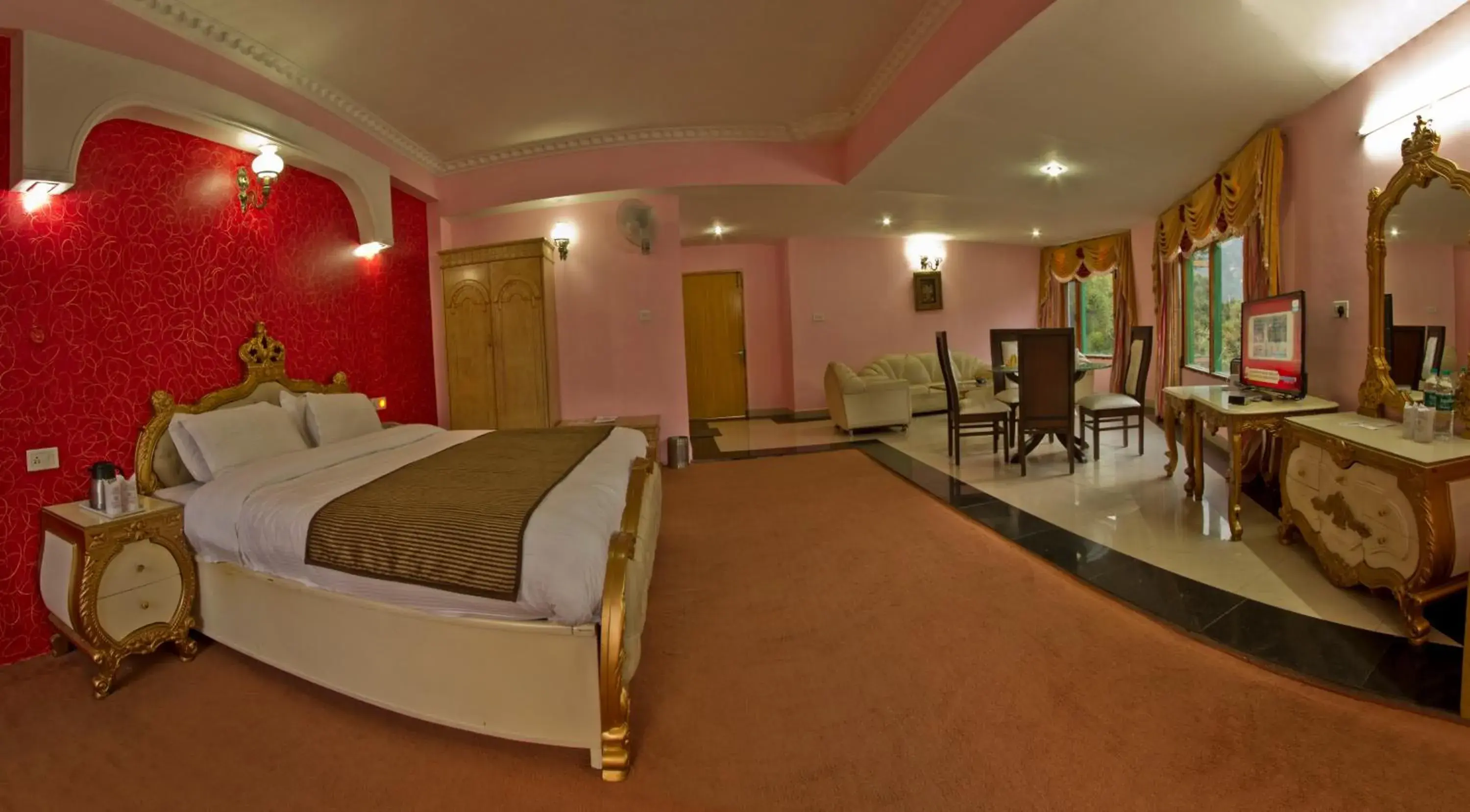 Bedroom in Royal Park Resorts