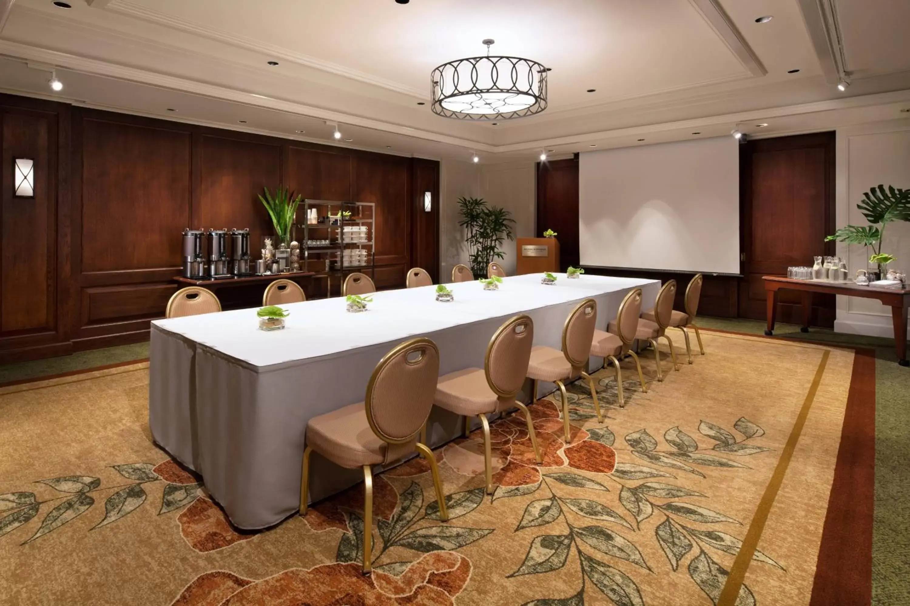 Meeting/conference room in Moana Surfrider, A Westin Resort & Spa, Waikiki Beach