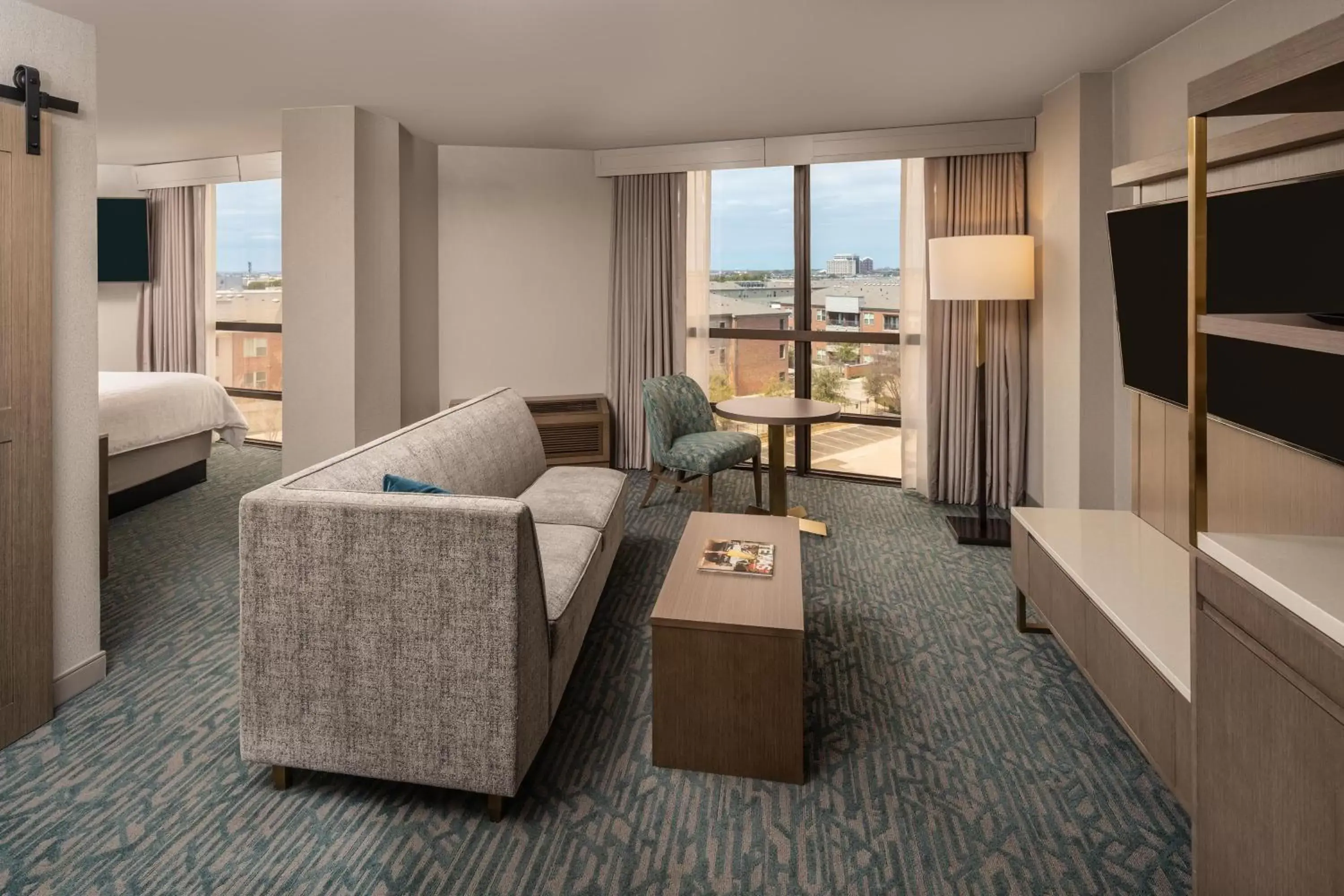 Photo of the whole room, Seating Area in Sheraton Dallas Hotel by the Galleria