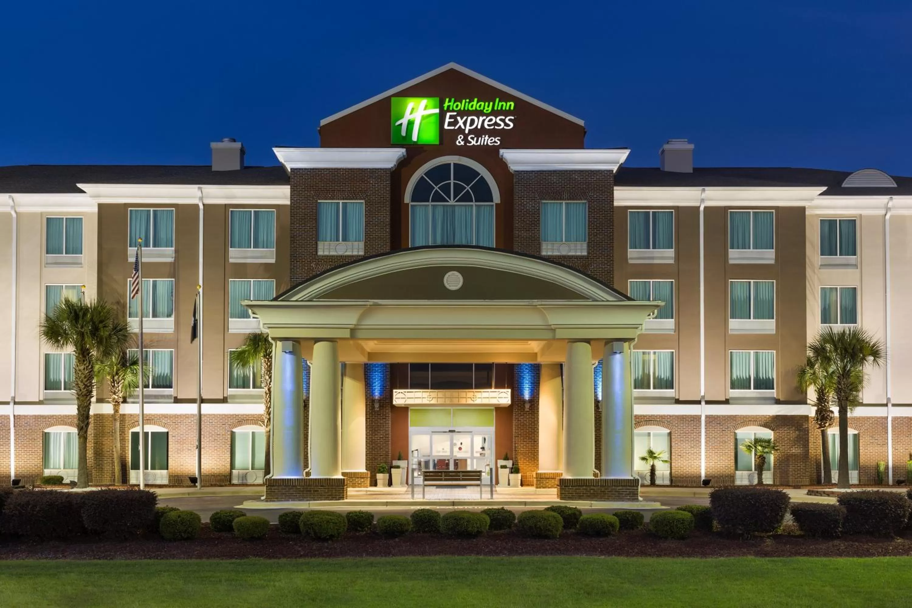 Property building in Holiday Inn Express & Suites Florence by IHG