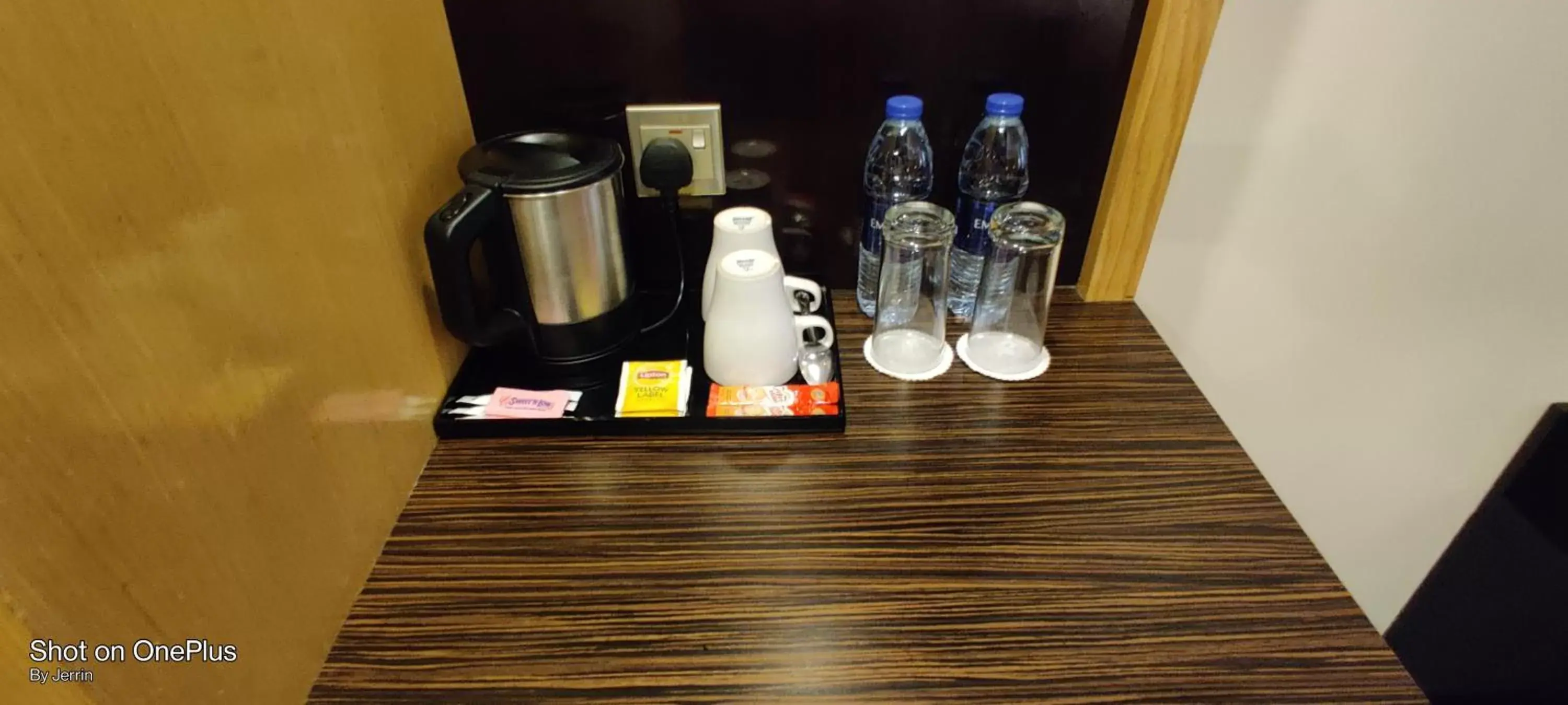 Coffee/tea facilities in Nehal Hotel