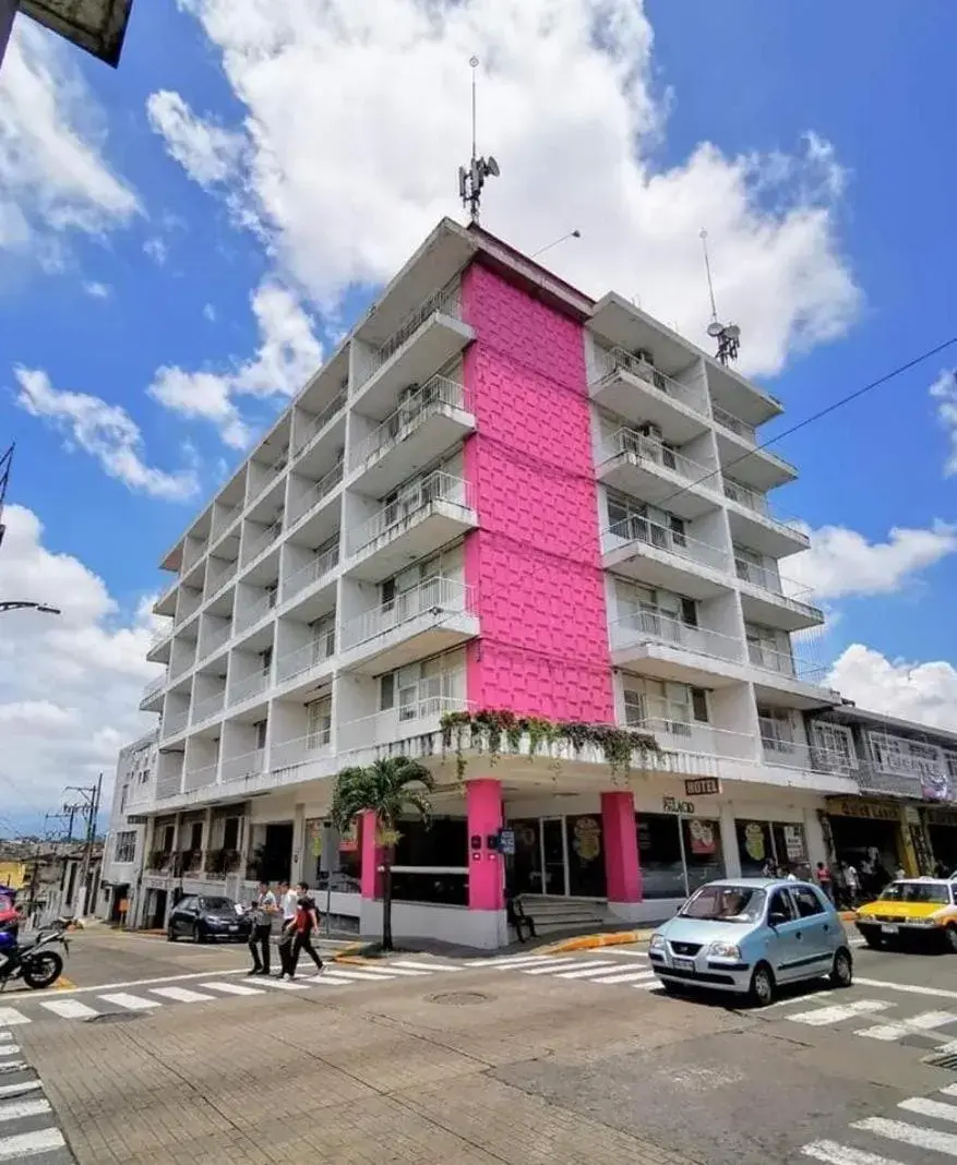 Facade/entrance, Property Building in Hotel Palacio