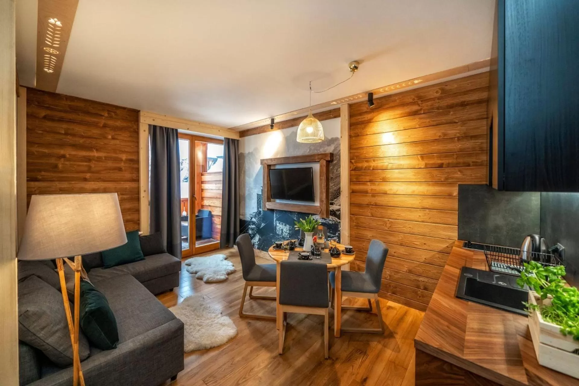 TV and multimedia in Aparthotel Giewont