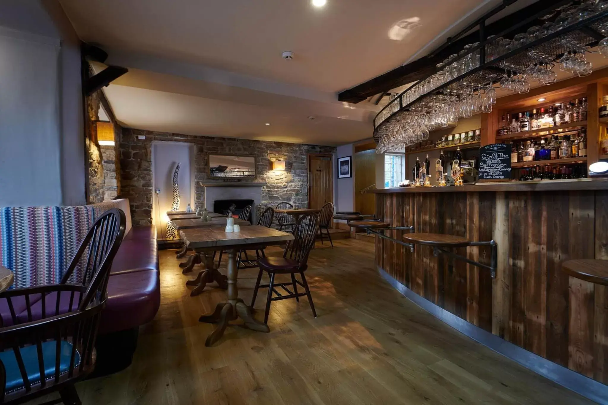 Lounge/Bar in Devonshire Arms at Pilsley - Chatsworth