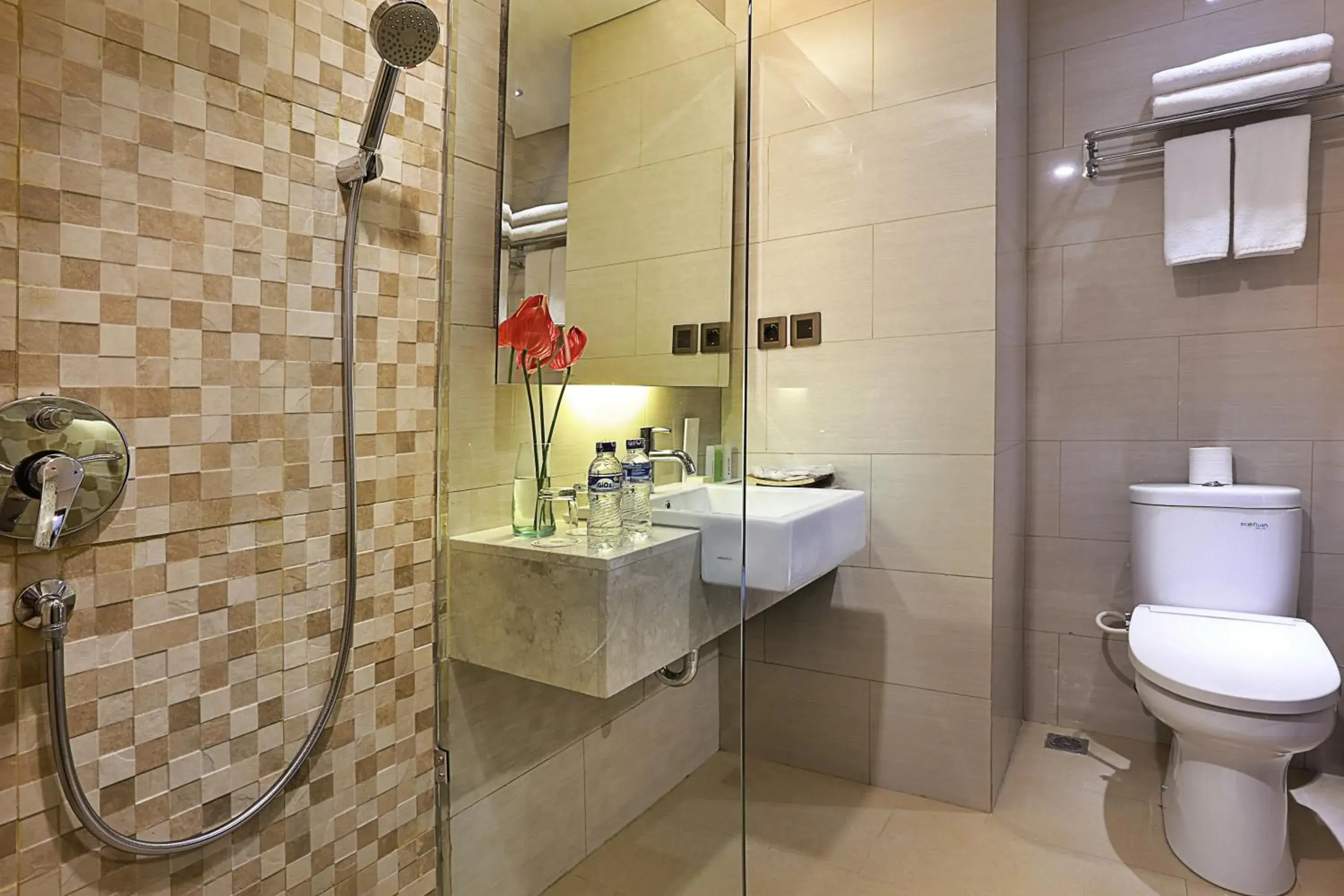 Bathroom in Golden Tulip Essential Denpasar Hotel