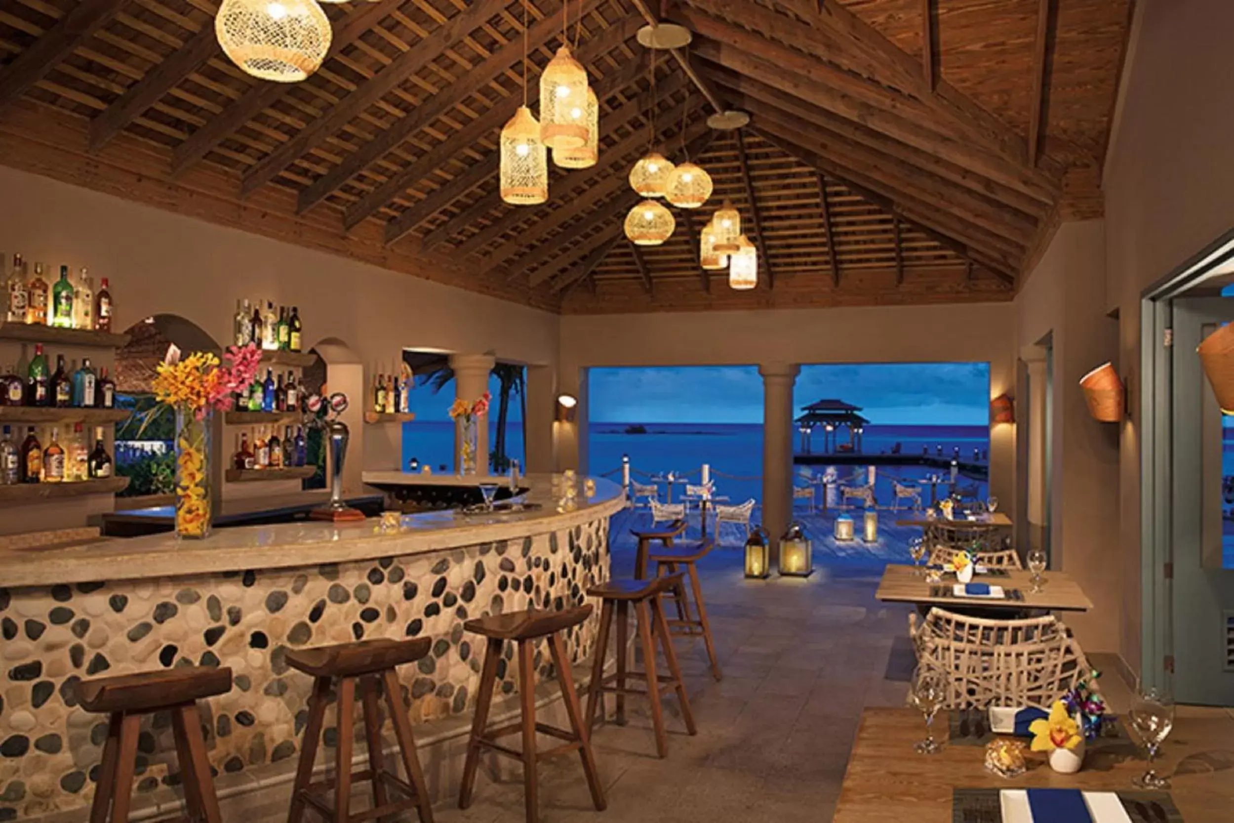 Restaurant/places to eat, Lounge/Bar in Zoetry Montego Bay
