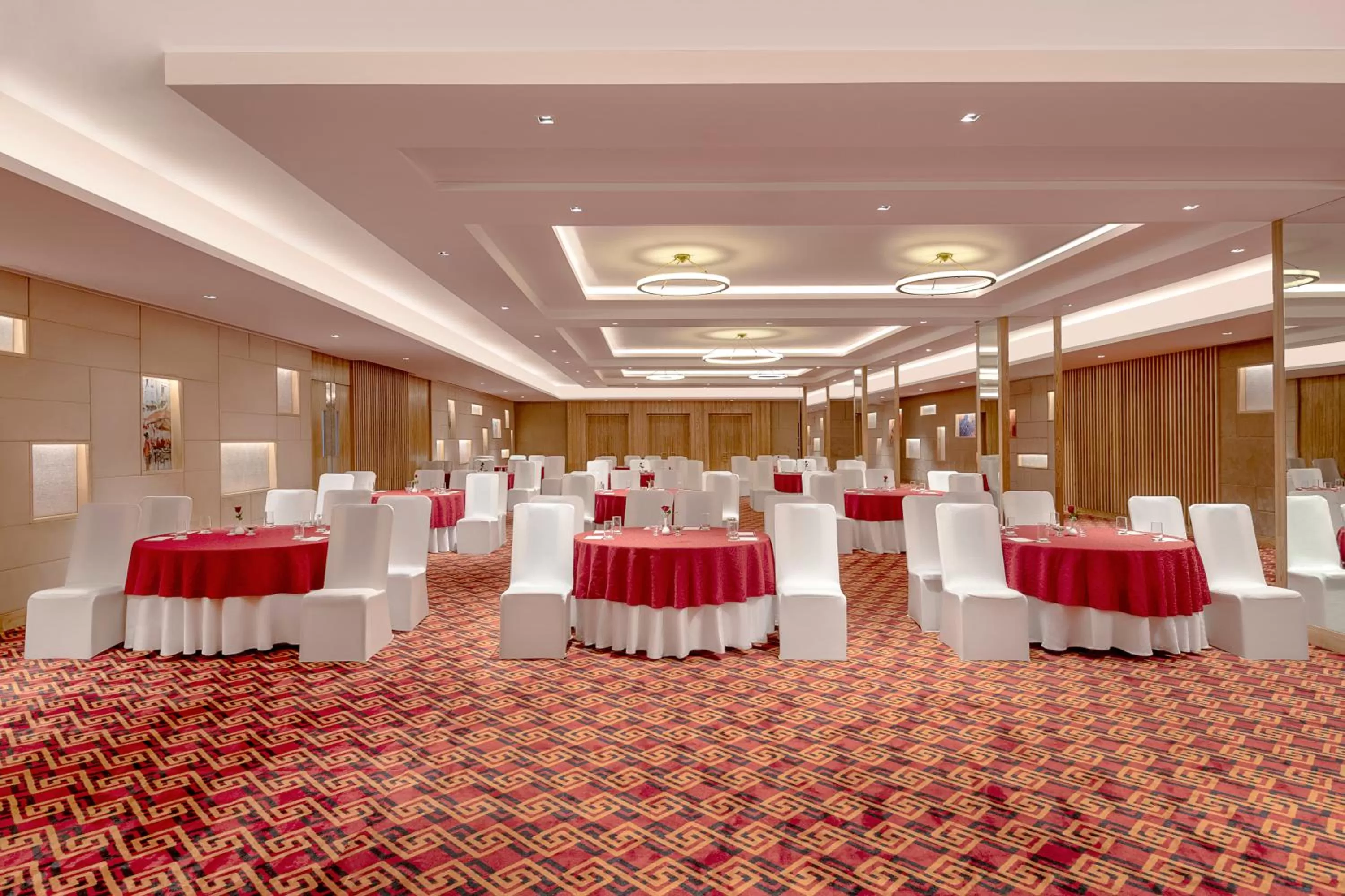 Banquet/Function facilities in Country Inn & Suites by Radisson Chandigarh Zirakpur