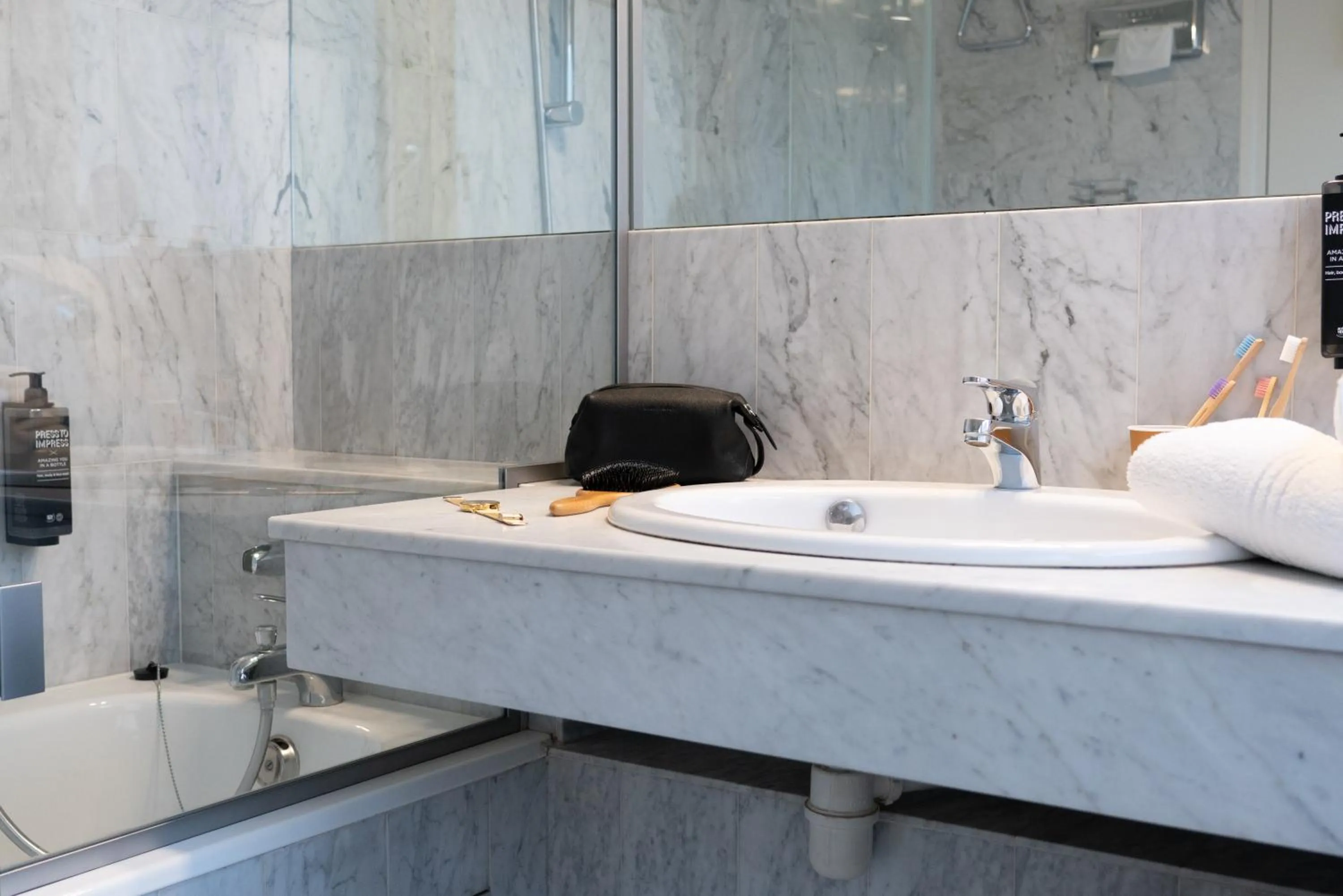 Bathroom in ibis Styles Nancy Centre Gare