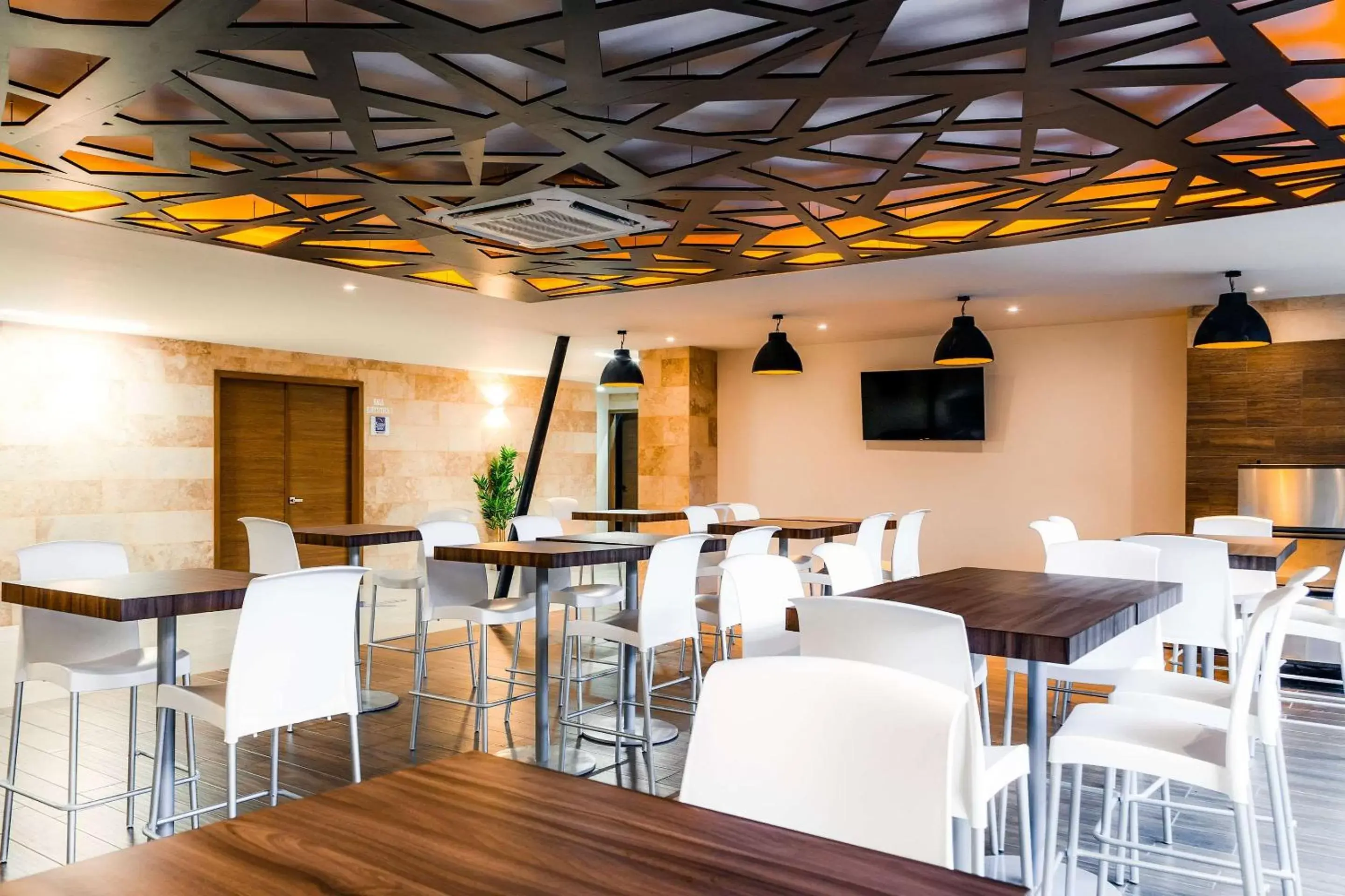 Restaurant/places to eat in Sleep Inn Villahermosa Restaurant/places to eat in Sleep Inn Villahermosa