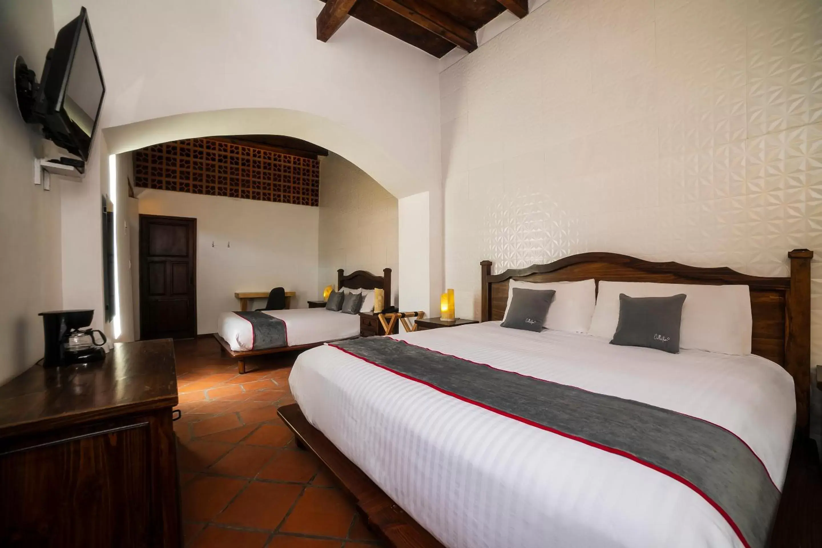 Bedroom, Bed in Collection O Al otro lado del rio, Puebla