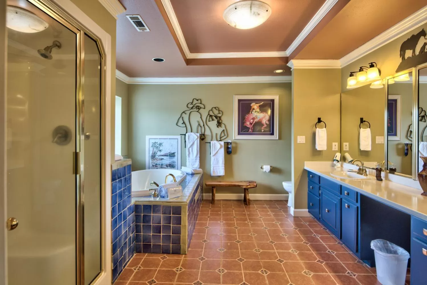 Bathroom in Southern Cross Guest Ranch