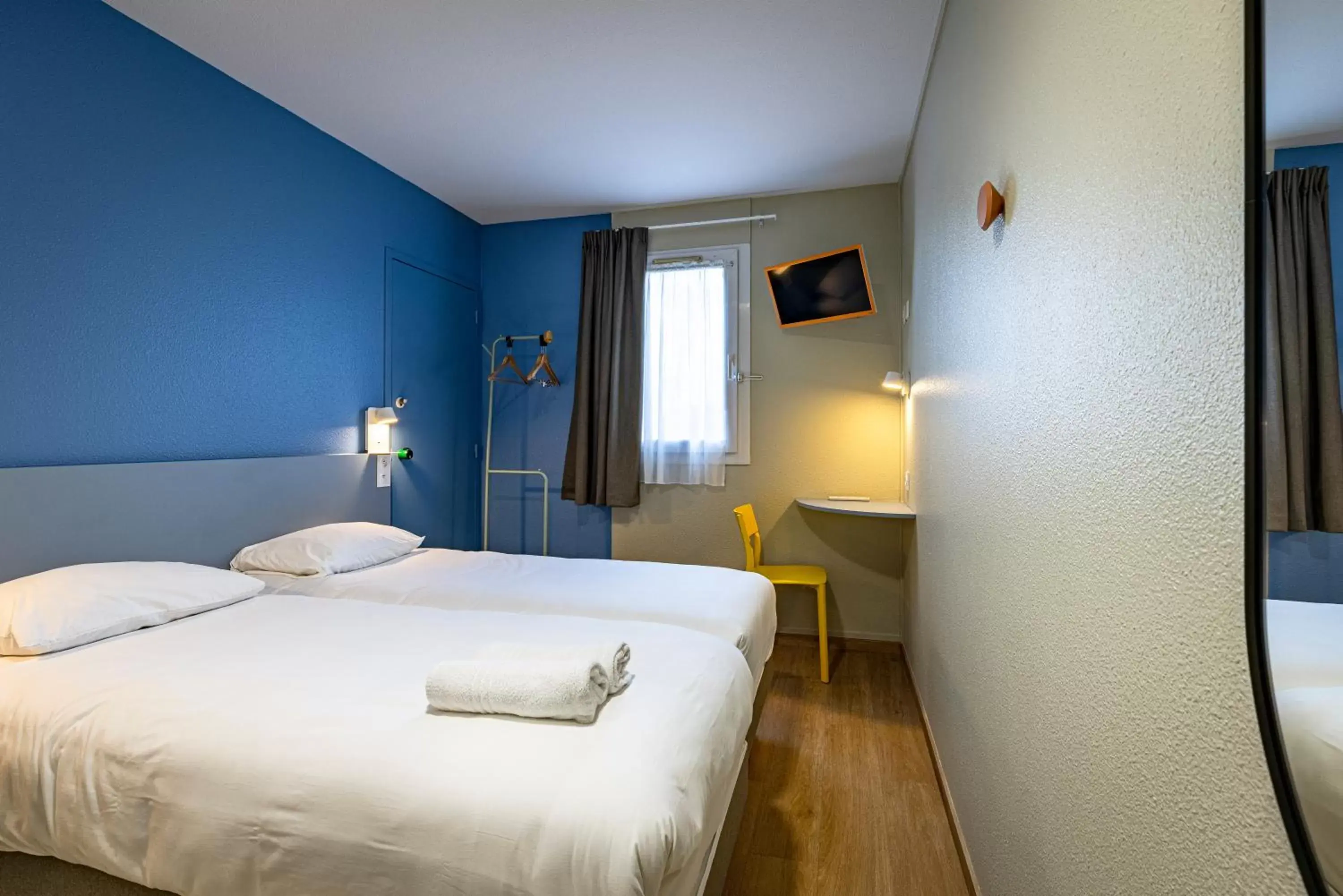 Bedroom, Bed in Vini Hotel