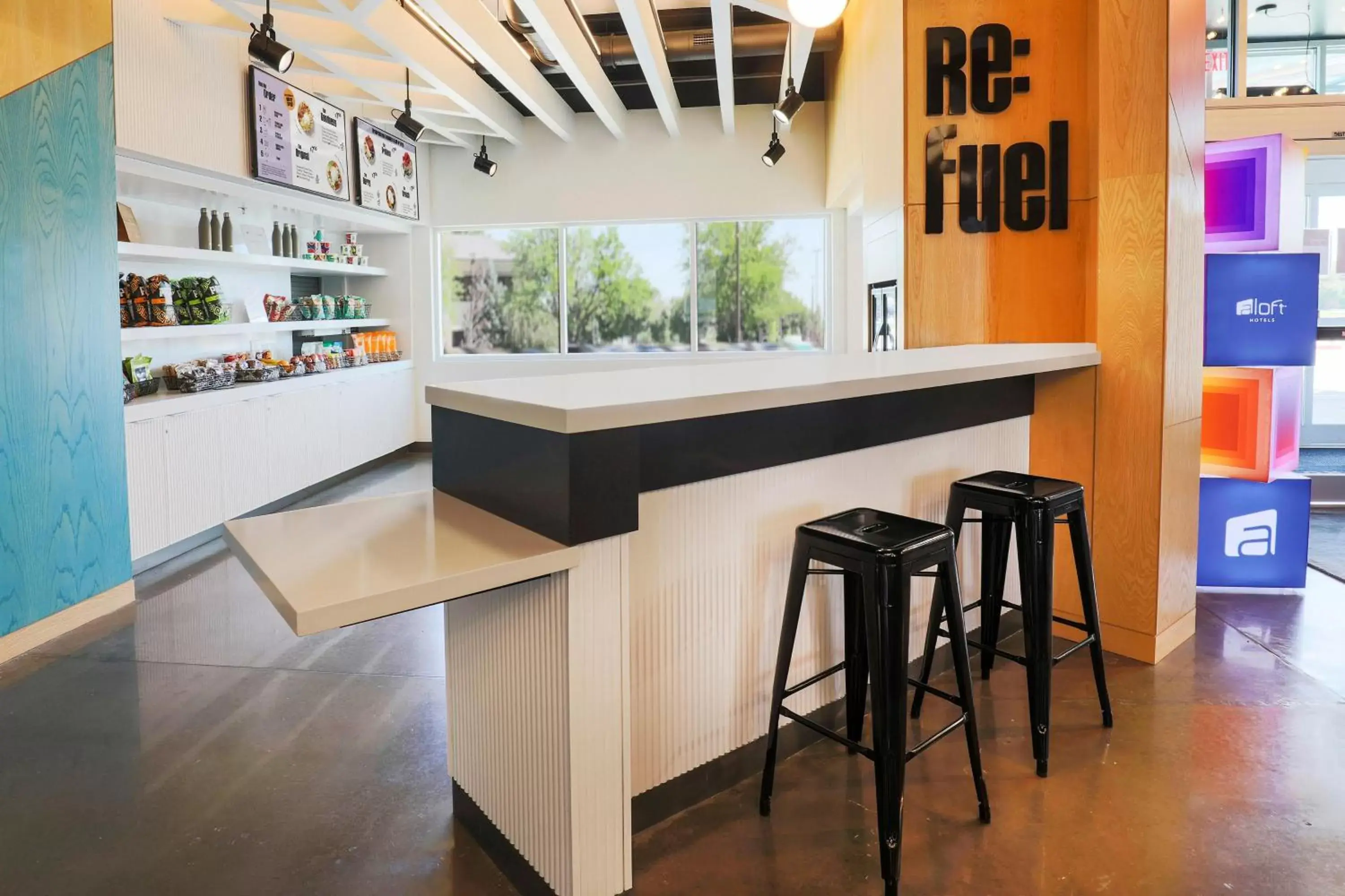 Restaurant/places to eat, Lounge/Bar in Aloft by Marriott Reno Tahoe International Airport