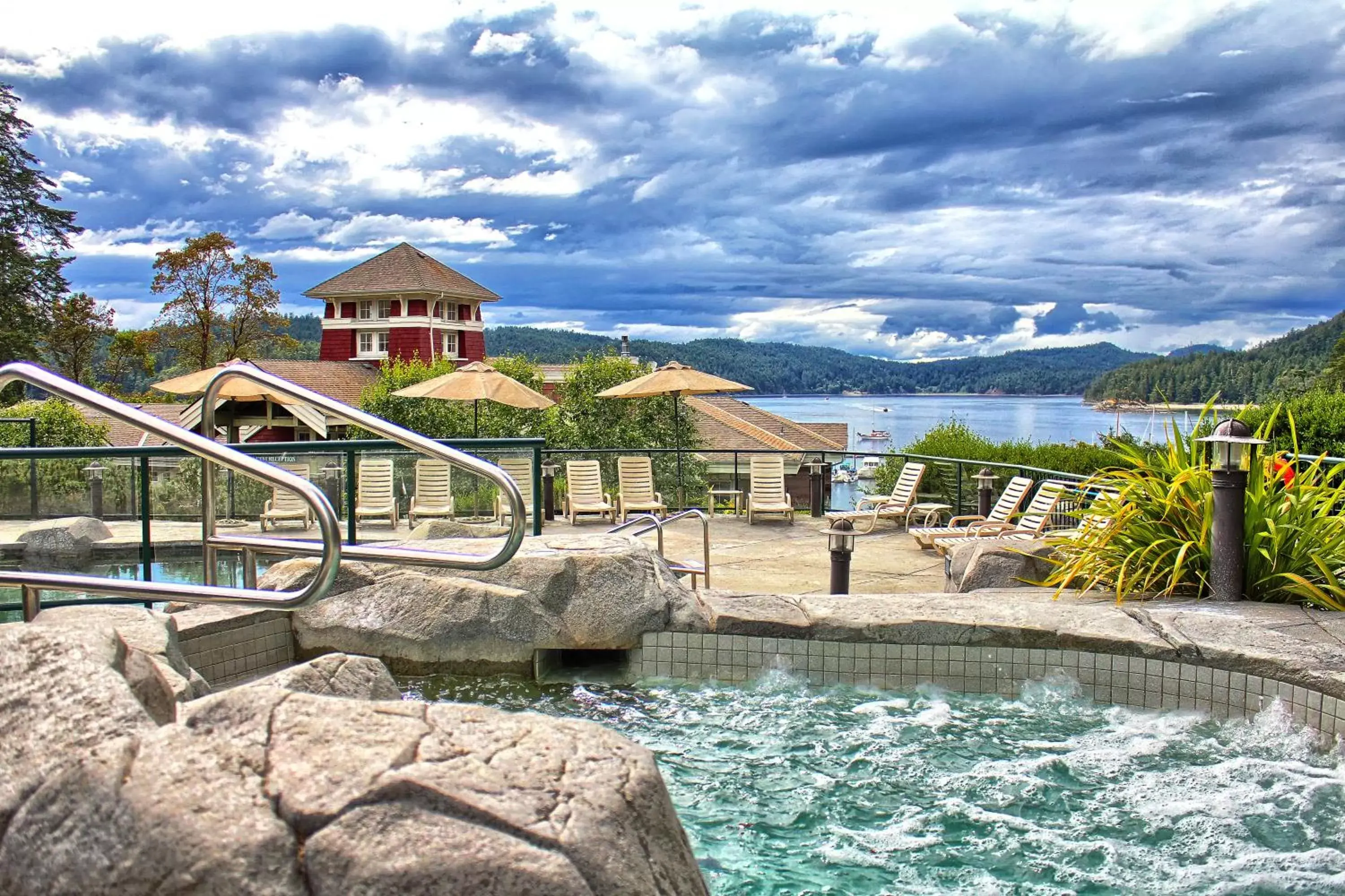 Swimming pool in Poets Cove Resort & Spa