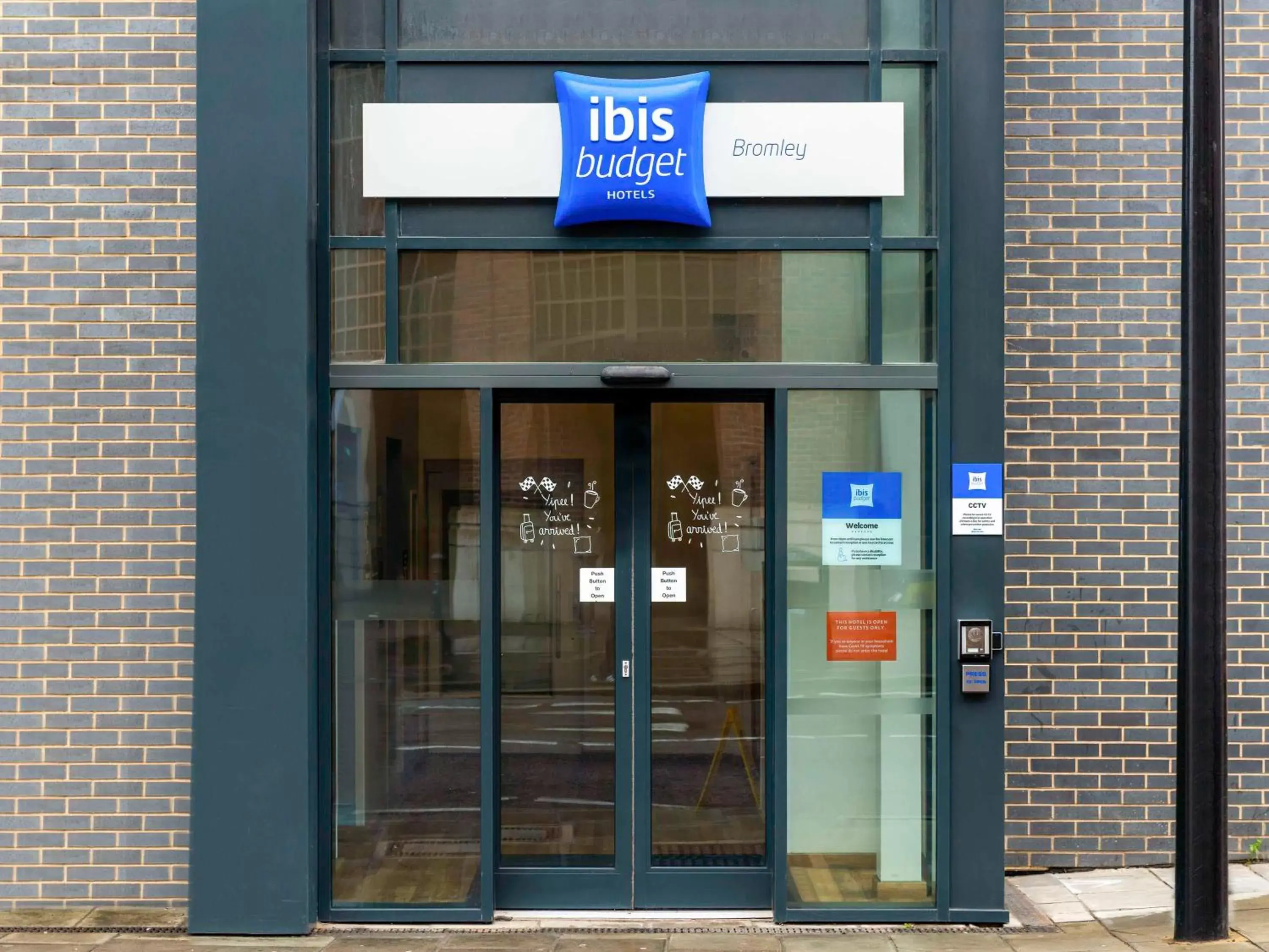 Property building in ibis budget London Bromley Town Centre