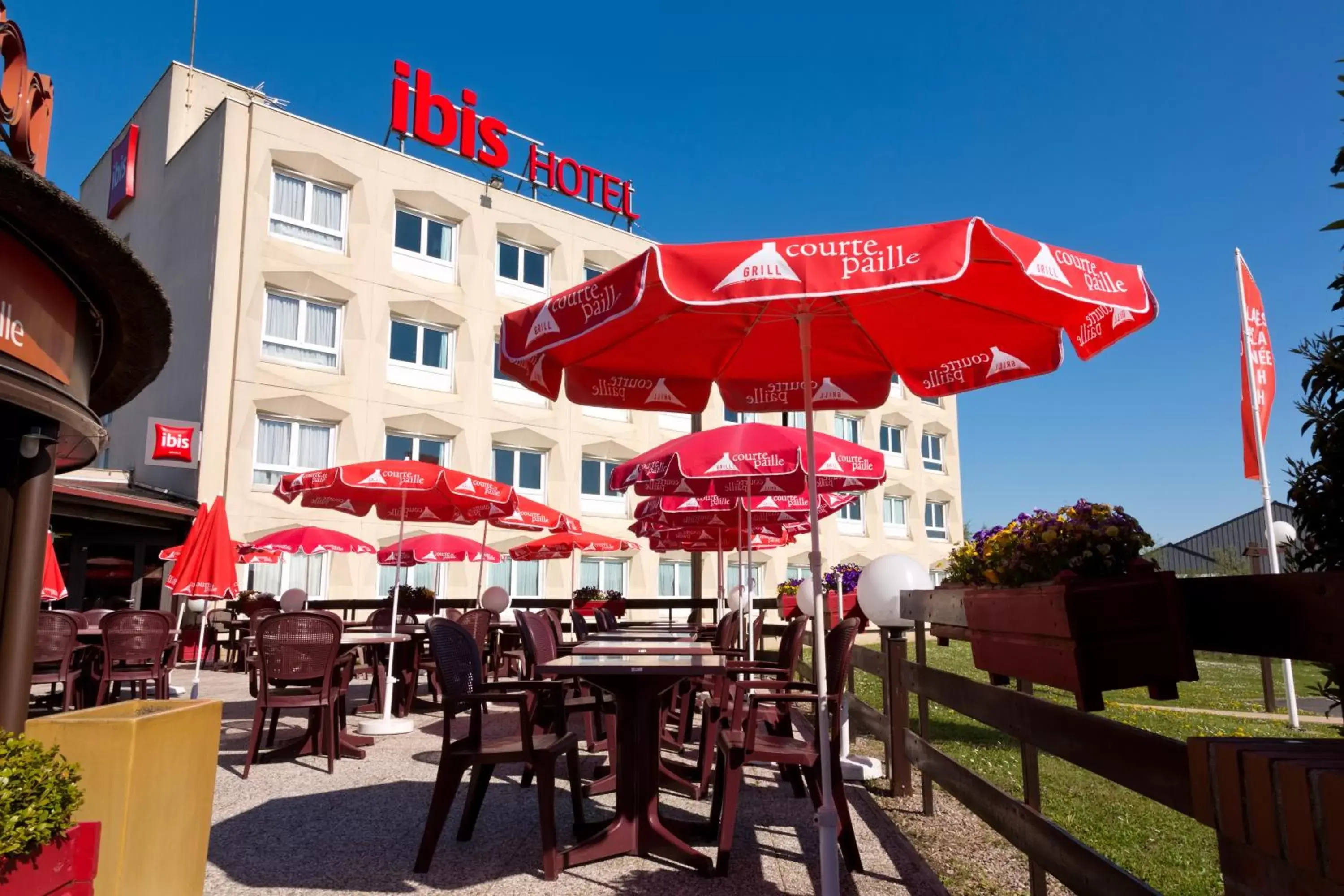 Balcony/Terrace, Restaurant/Places to Eat in ibis Saint Dizier