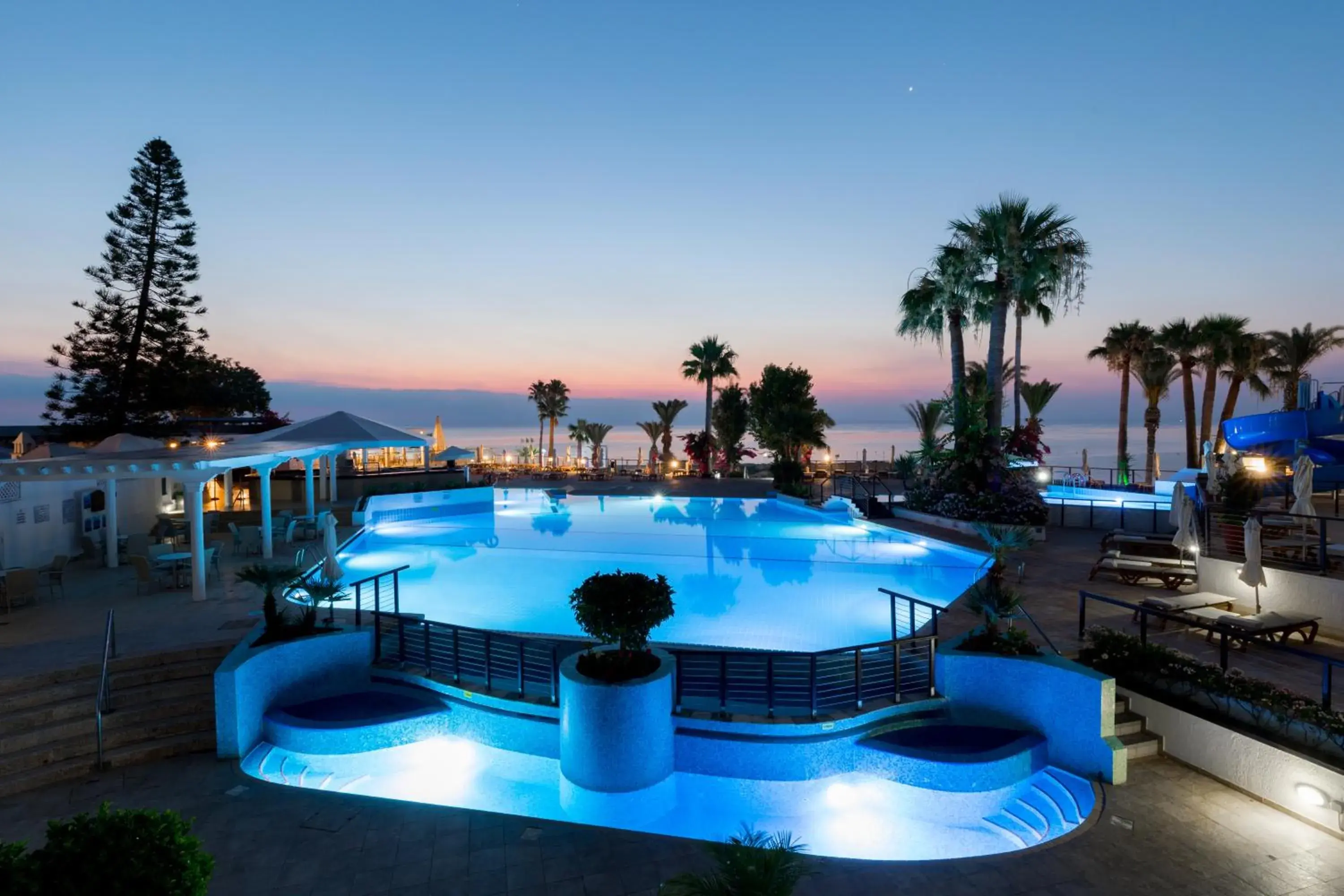 Pool view, Swimming Pool in Golden Coast Beach Hotel