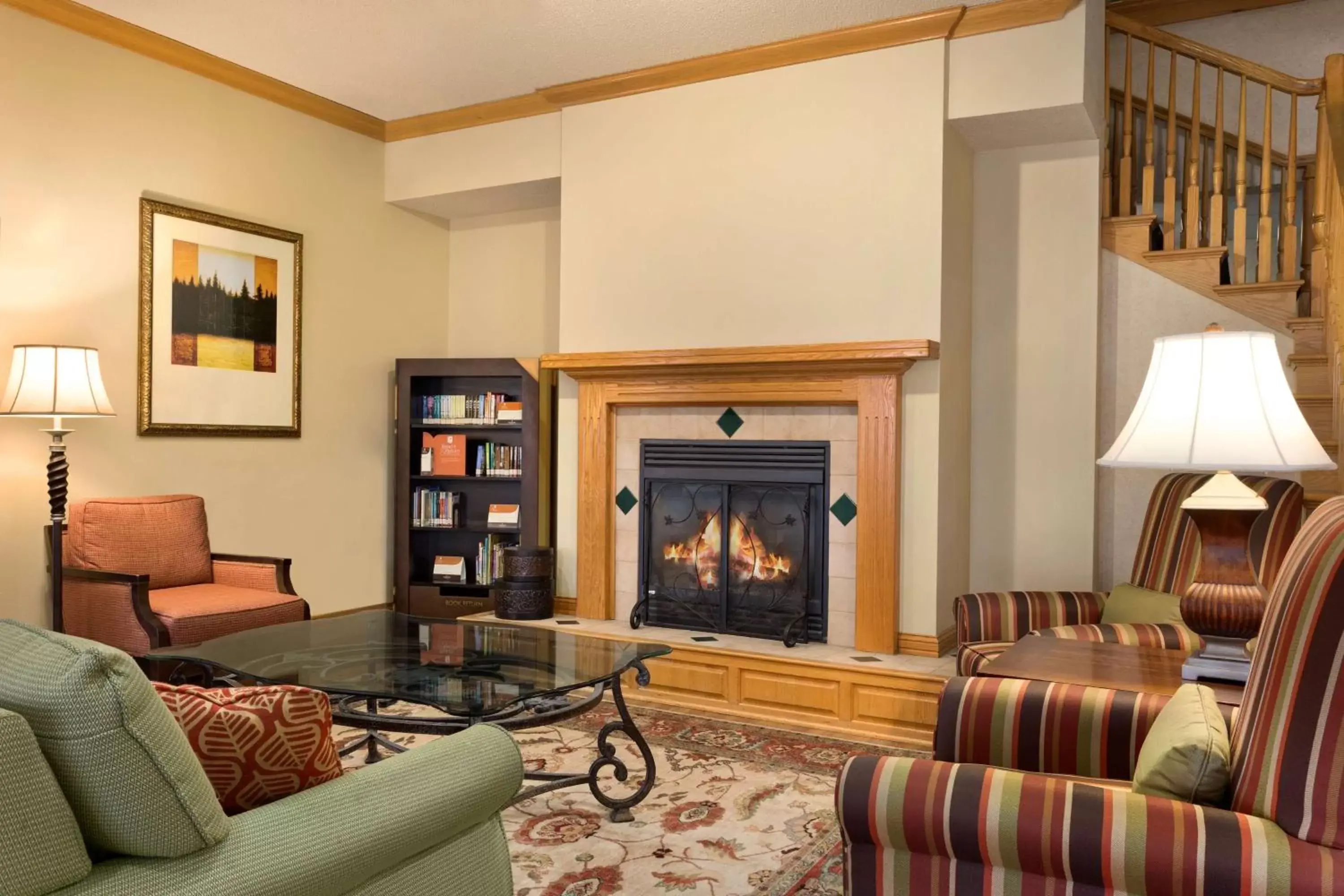 Lobby or reception, Seating Area in Country Inn & Suites by Radisson, Salina, KS